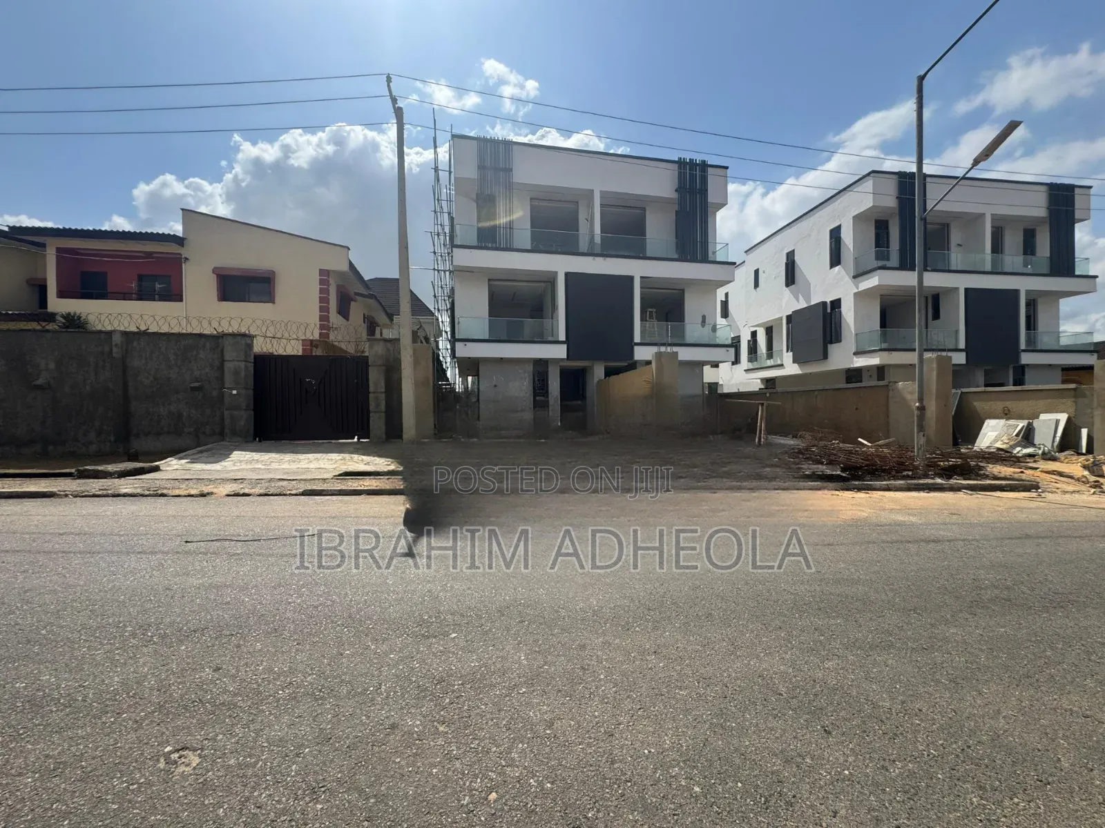 4bdrm Duplex in Omole Phase2 for sale in Omole Phase 2