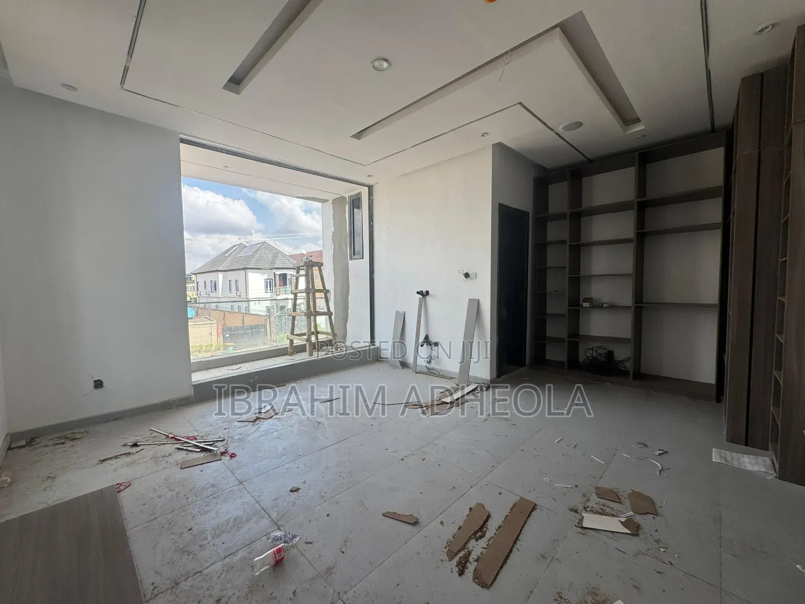 4bdrm Duplex in Omole Phase2 for sale in Omole Phase 2