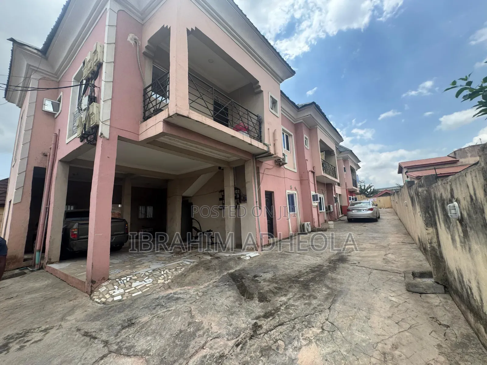 2bdrm Block of Flats in River Valley Estate, Berger for sale in Berger