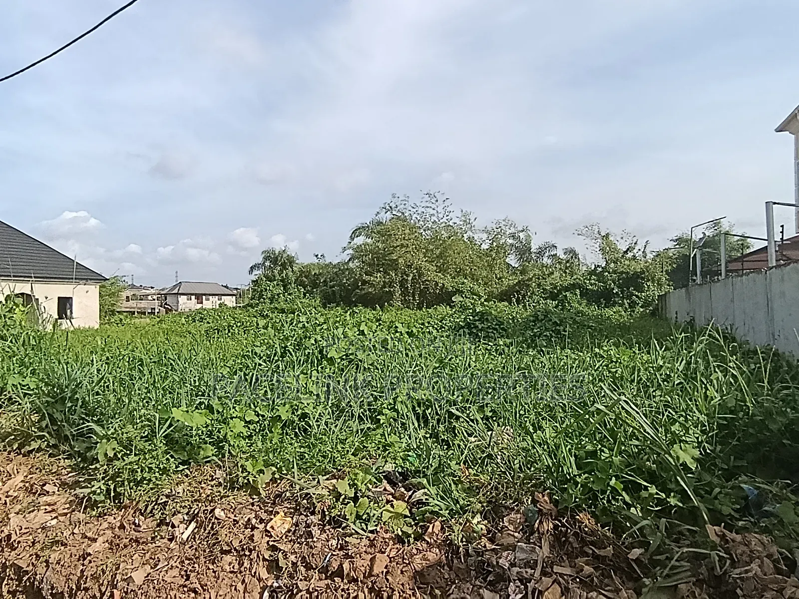 Half Plot of Land in a Very Decent in Ipaja / Ipaja