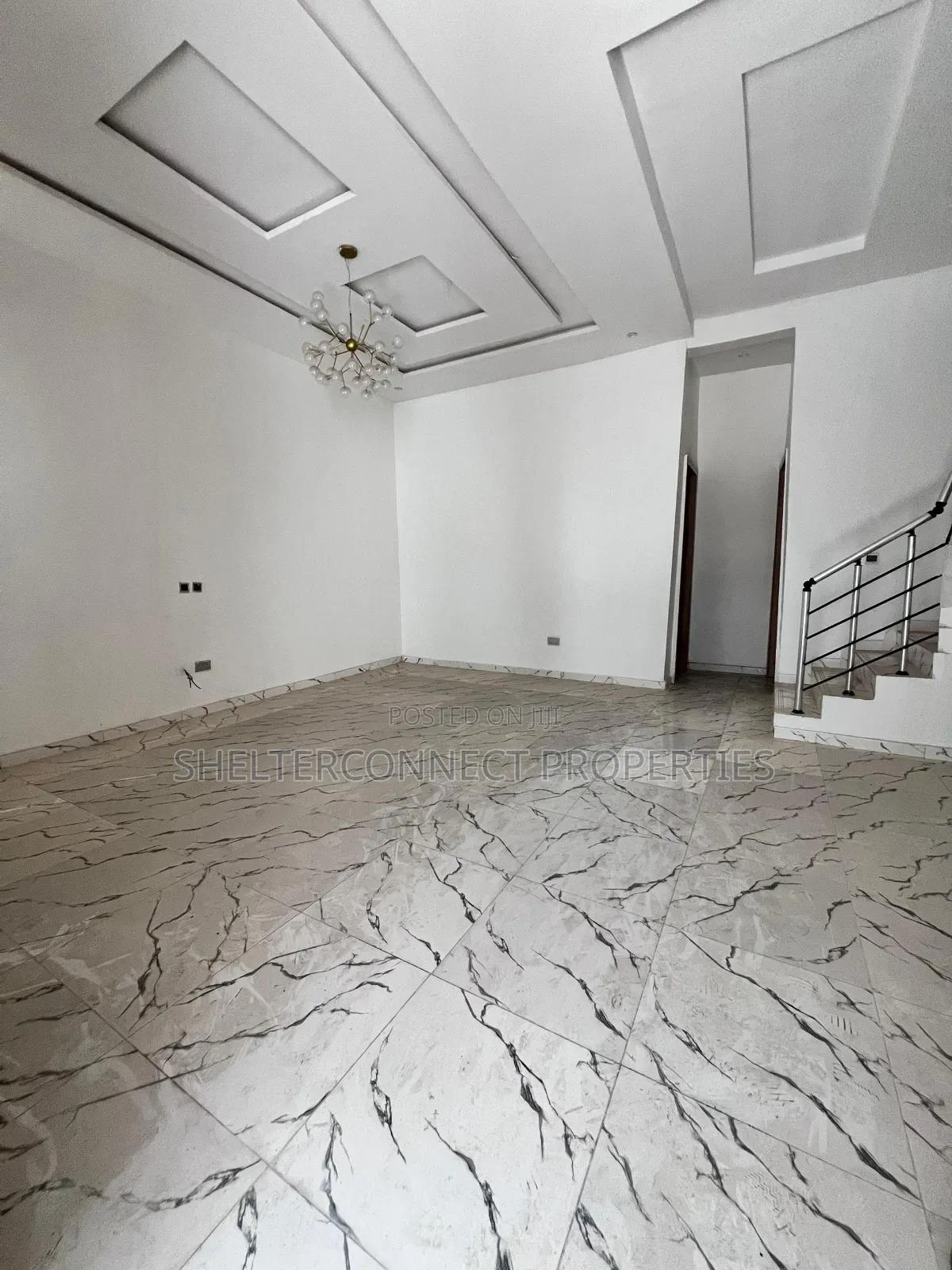 4bdrm Duplex in Ikota for sale in Ikota