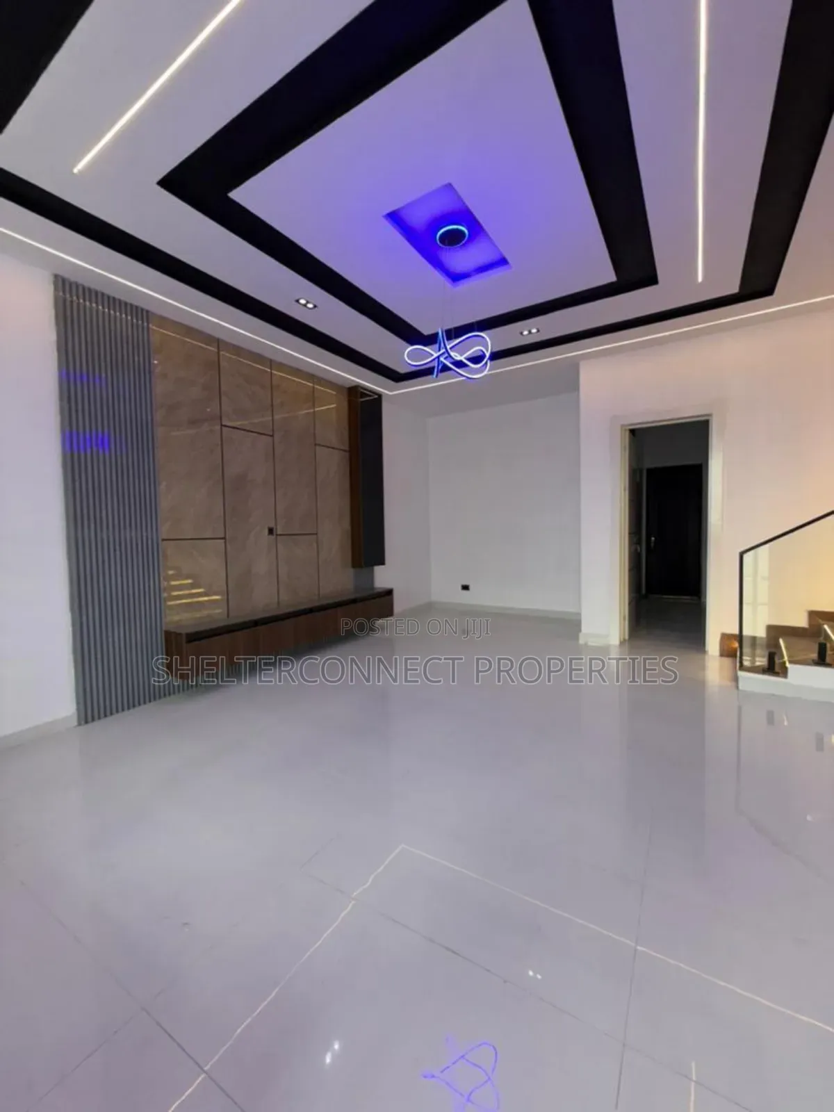 3bdrm Duplex in Ikota for sale in Ikota