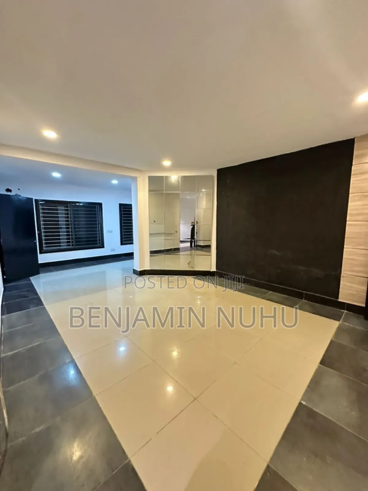 2bdrm Apartment in Lekki Right for rent in Lekki Phase 1