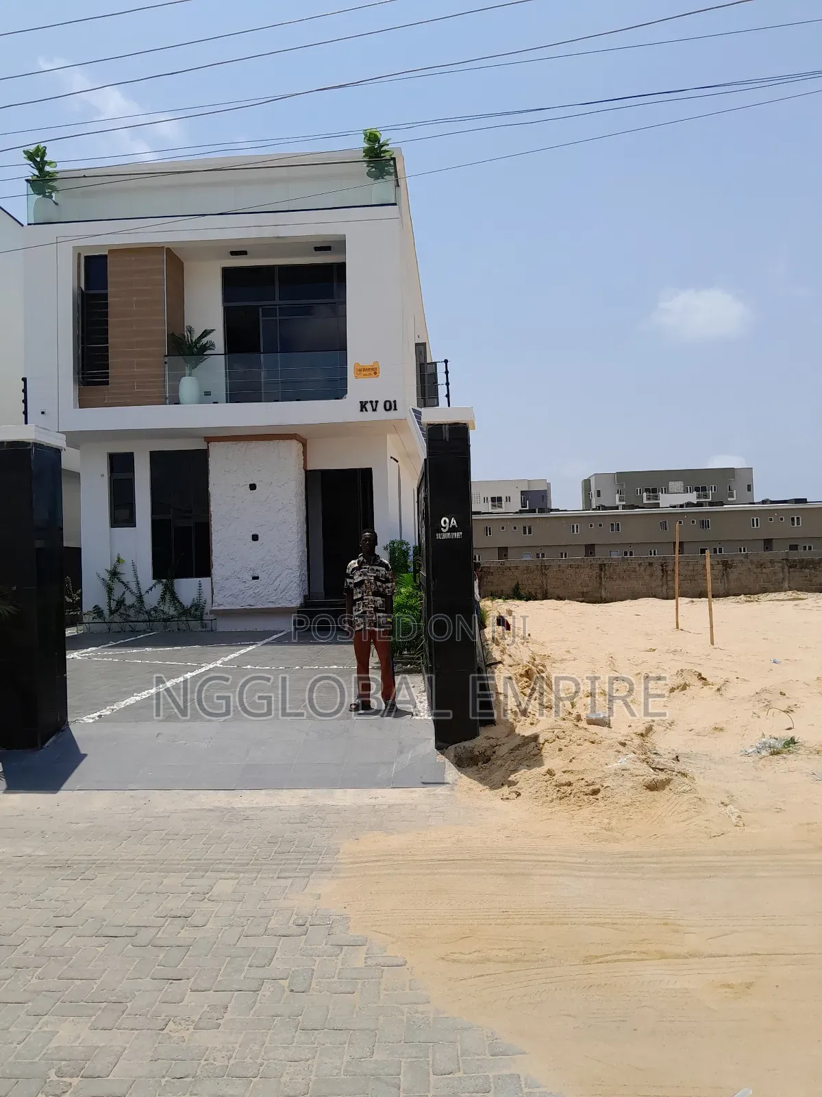 5bdrm Duplex in Royal Prime, Chevron for sale in Chevron