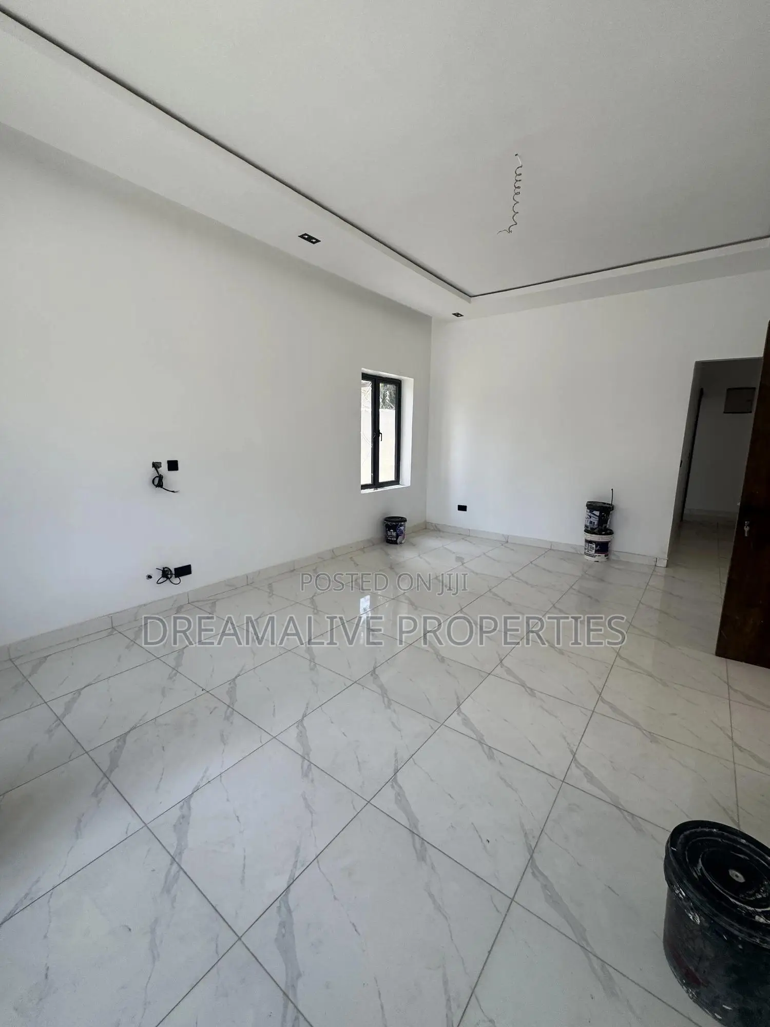 4bdrm Duplex in An Estate, Gwarinpa for sale in Gwarinpa