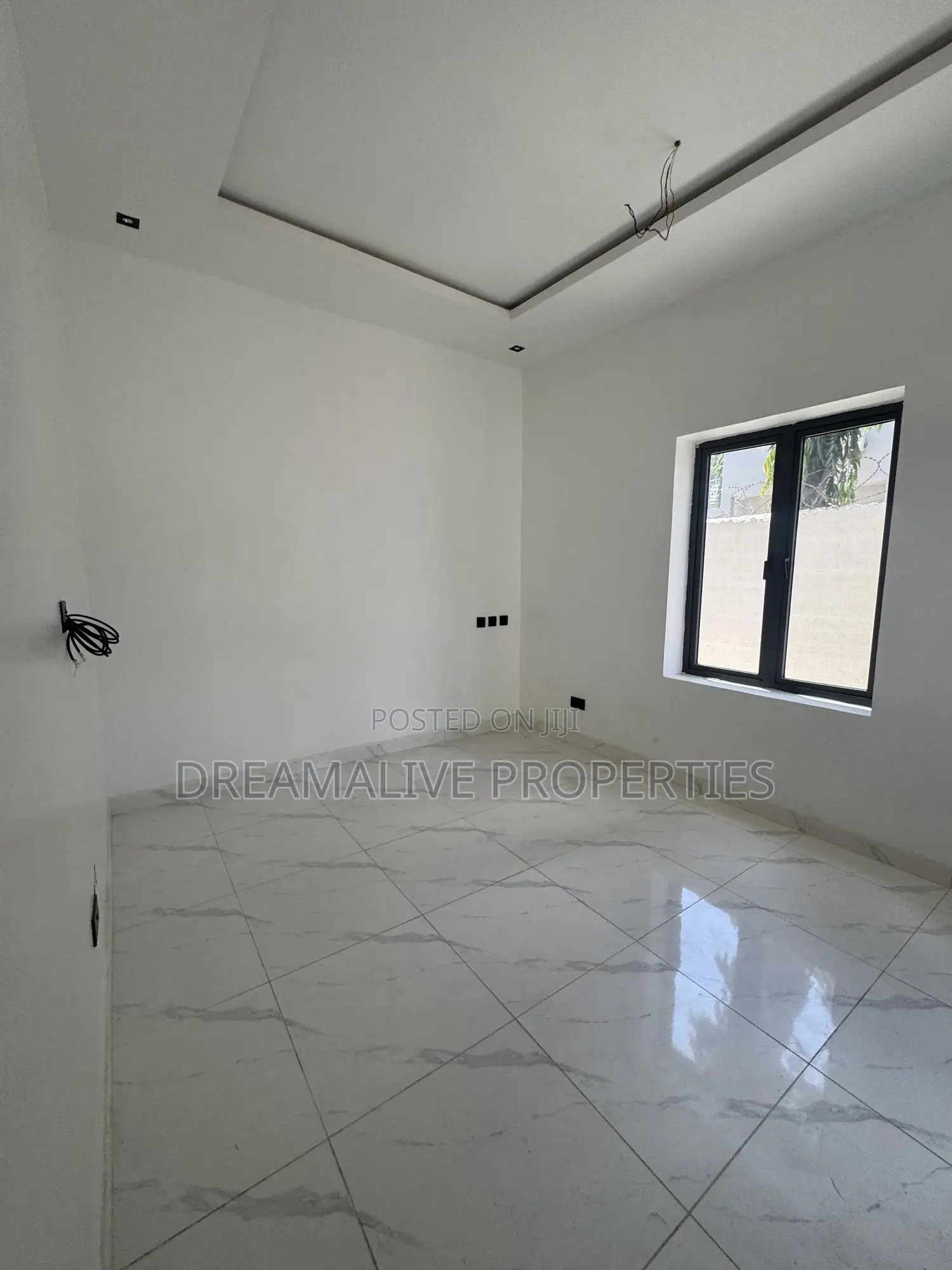 4bdrm Duplex in An Estate, Gwarinpa for sale in Gwarinpa