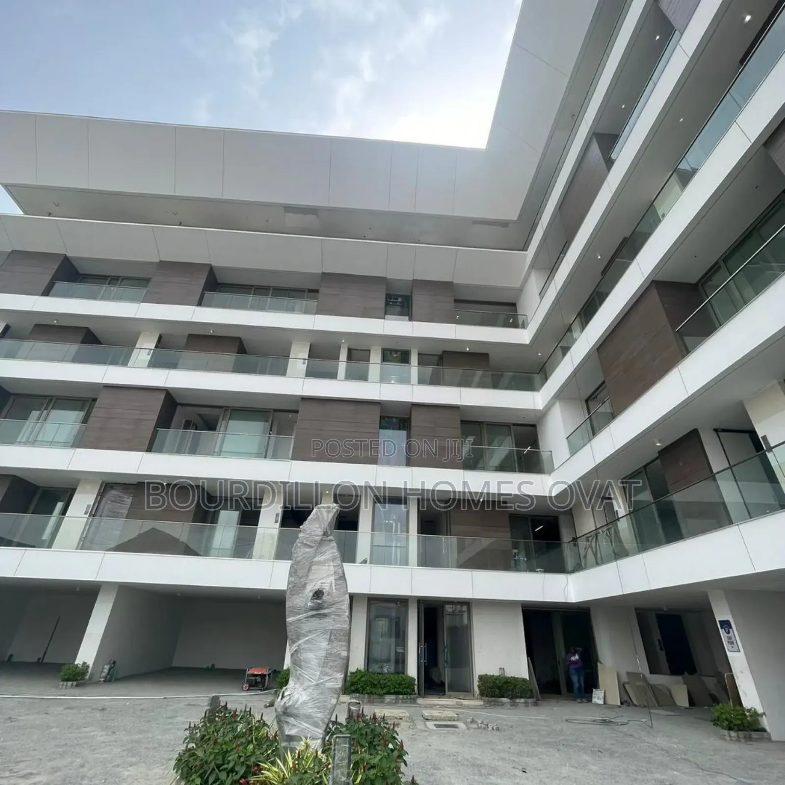 3bdrm Apartment in Lekki Phase 1 for sale in Lekki Phase 1