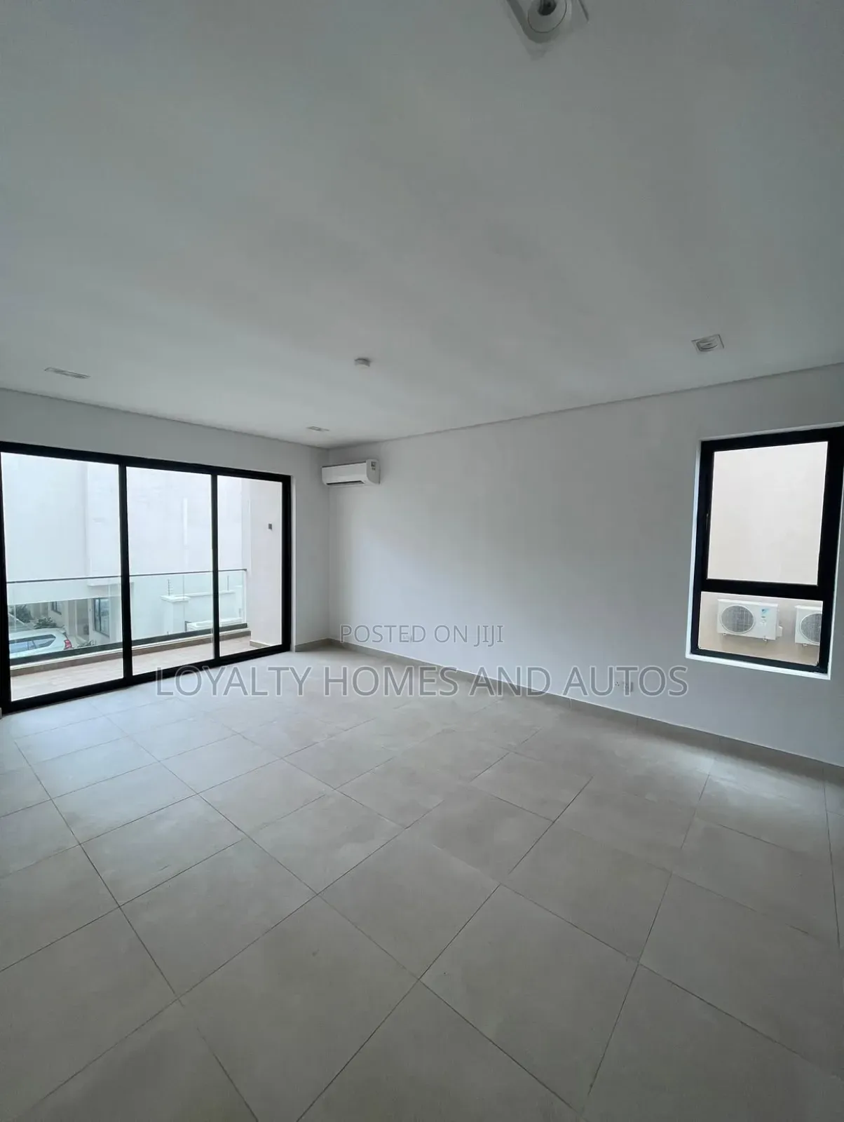 6bdrm Duplex in Banana Island for sale in Banana Island