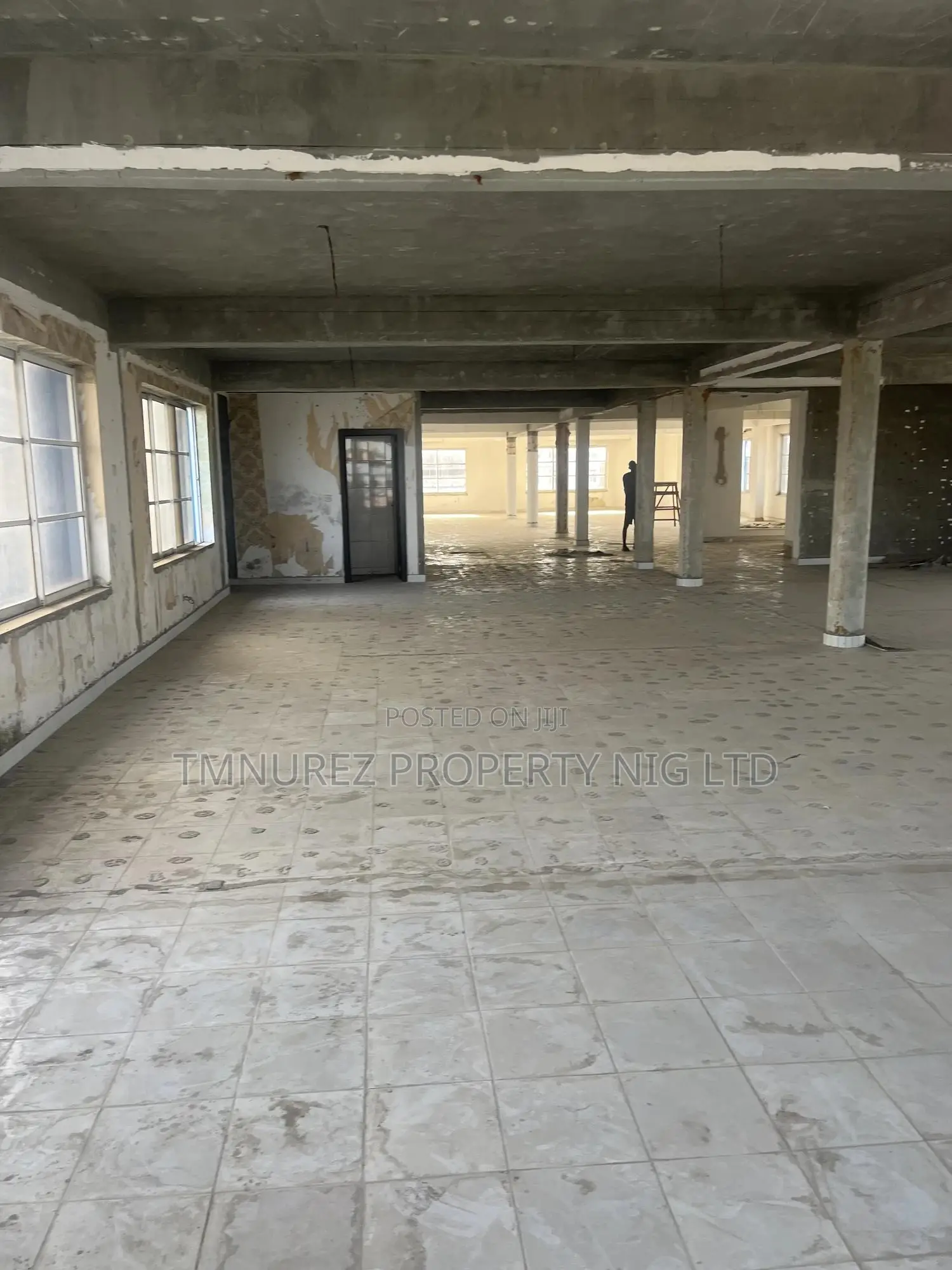 Office Space to Let at Lekki Eleganza in Ikota