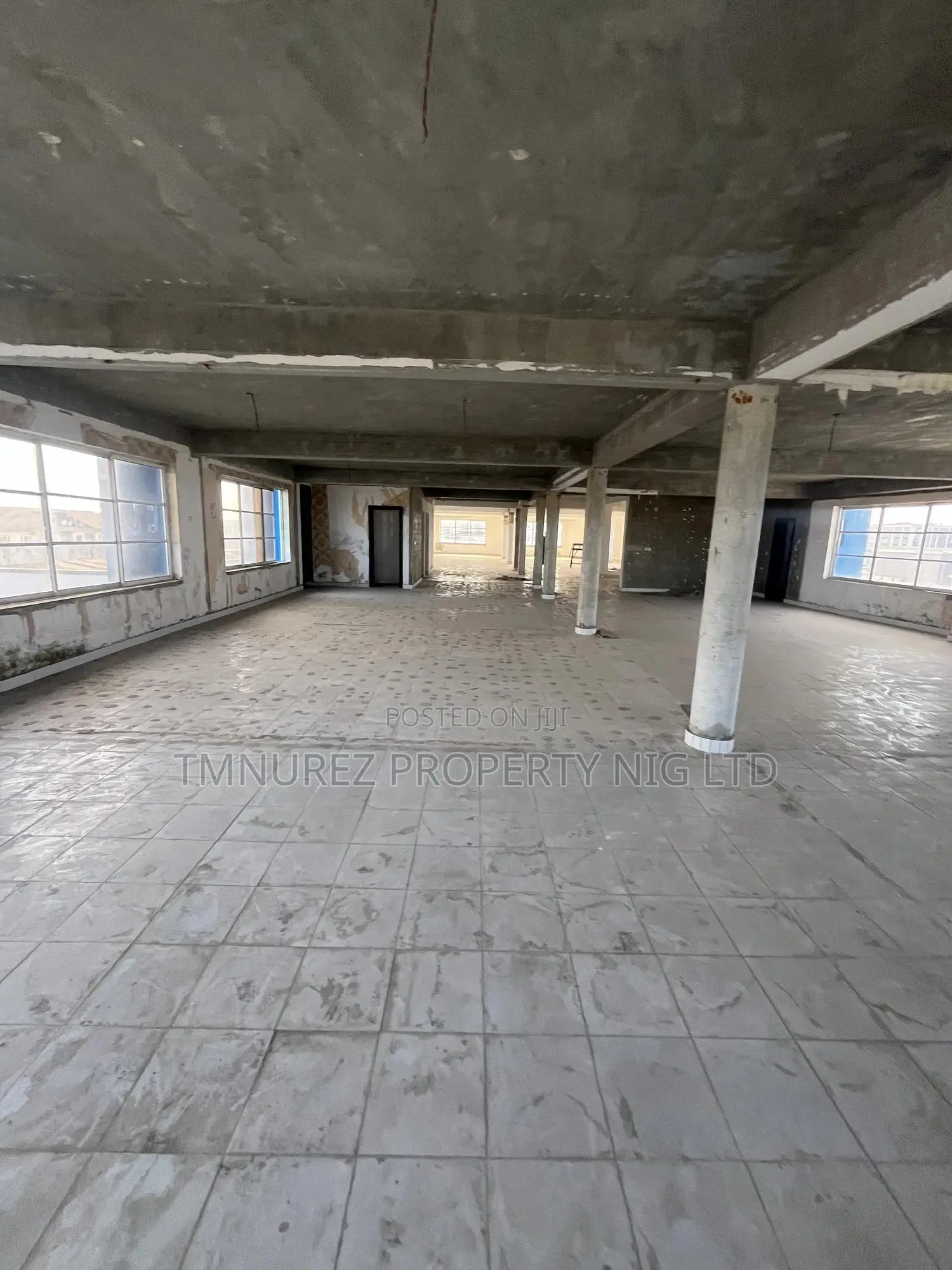 Office Space to Let at Lekki Eleganza in Ikota