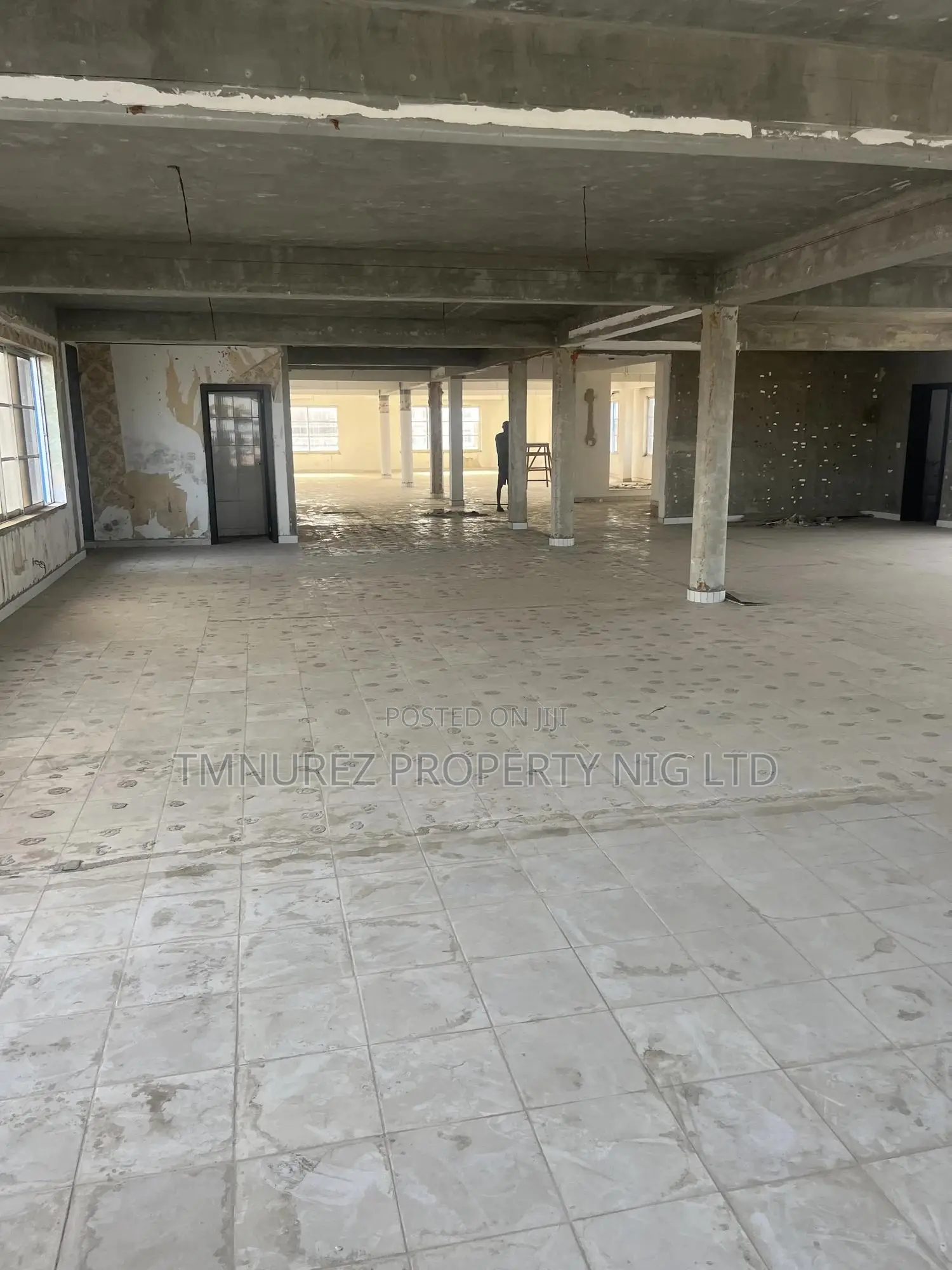 Office Space to Let at Lekki Eleganza in Ikota