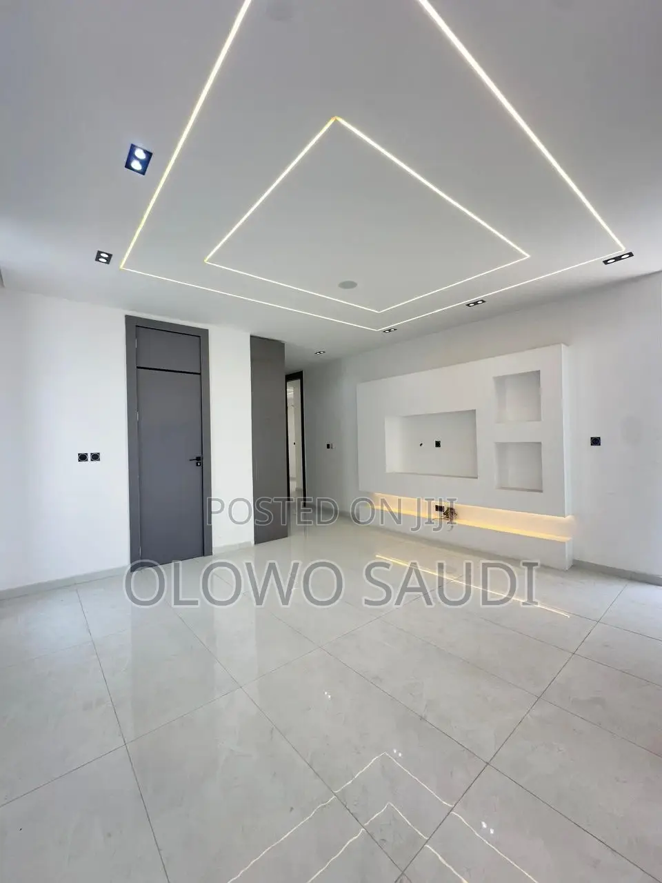 5bdrm Duplex in Chevron Toll Gate, Lekki Phase 1 for sale in Lekki Phase 1