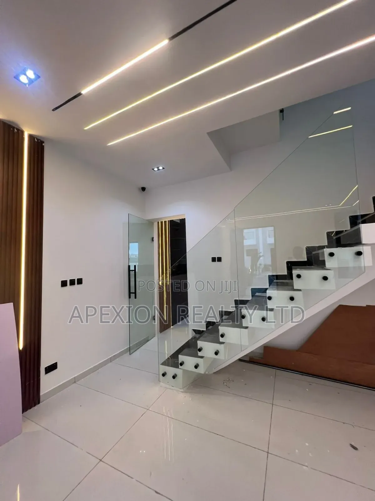 4bdrm Duplex in Royal Pine Estate, Lekki Phase 2 for sale in Lekki Phase 2