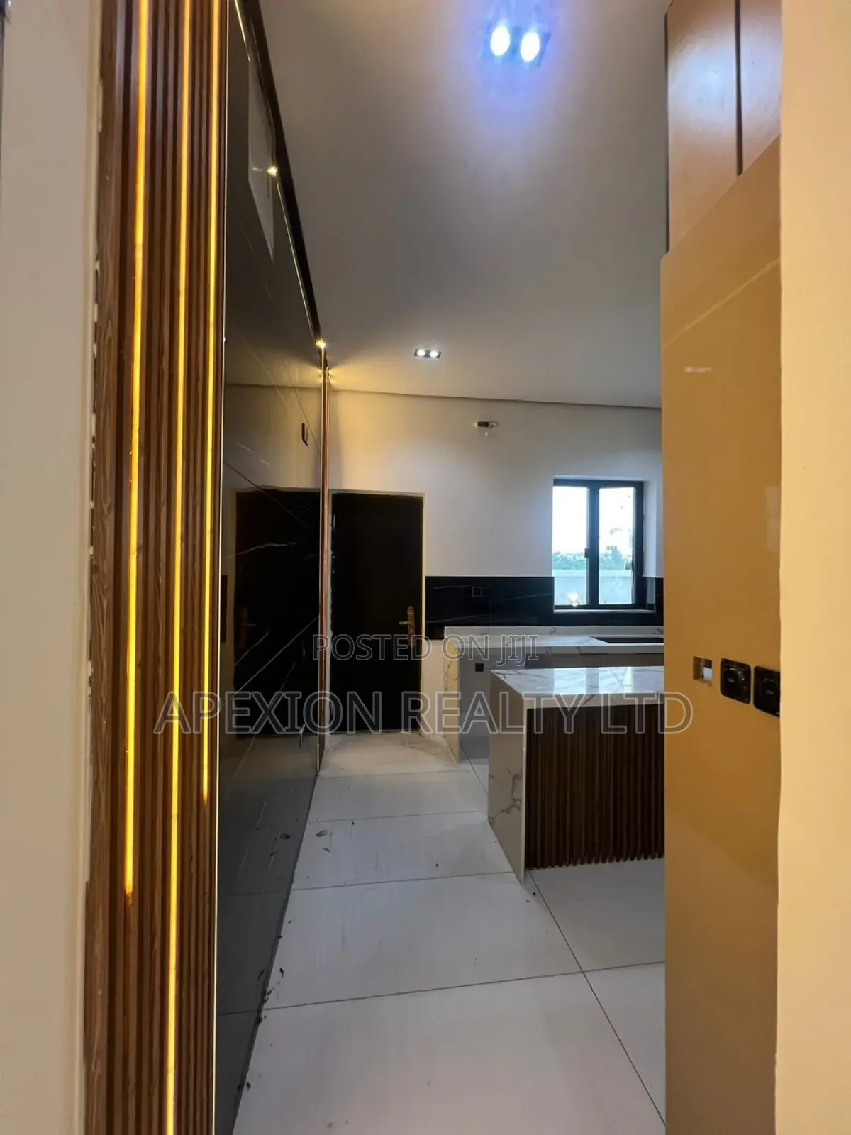 4bdrm Duplex in Royal Pine Estate, Lekki Phase 2 for sale in Lekki Phase 2