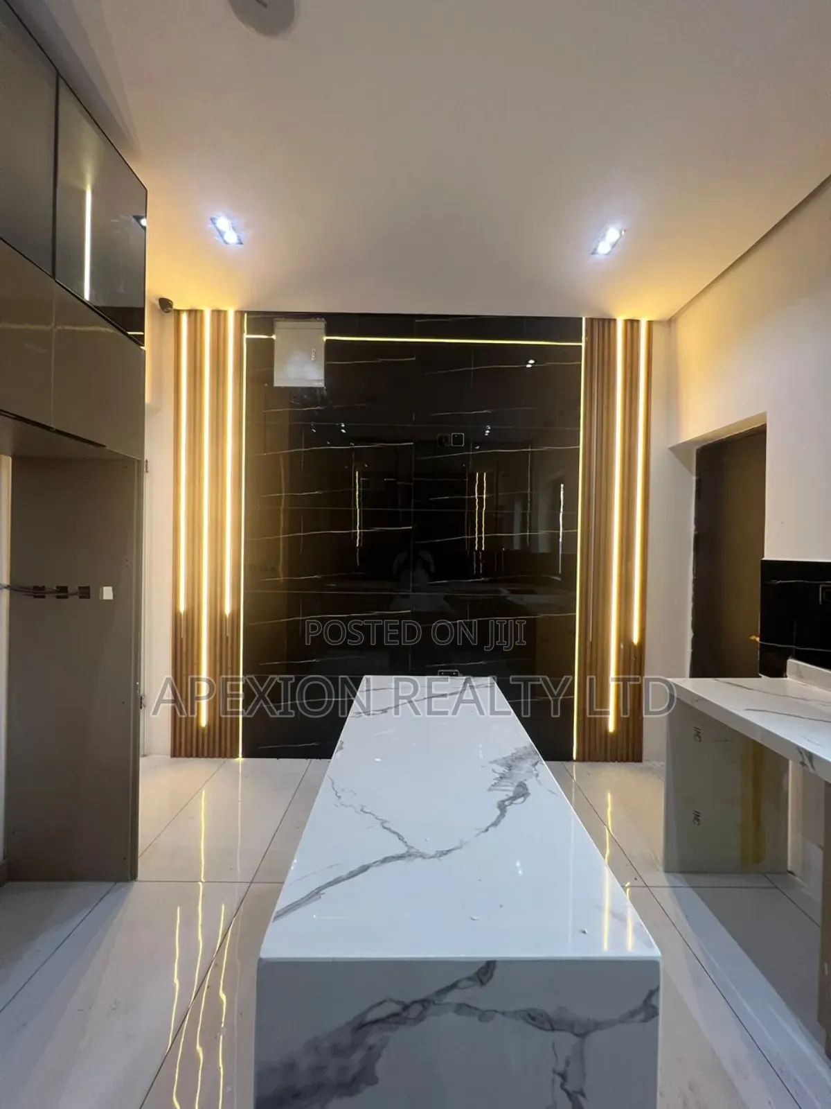 4bdrm Duplex in Royal Pine Estate, Lekki Phase 2 for sale in Lekki Phase 2