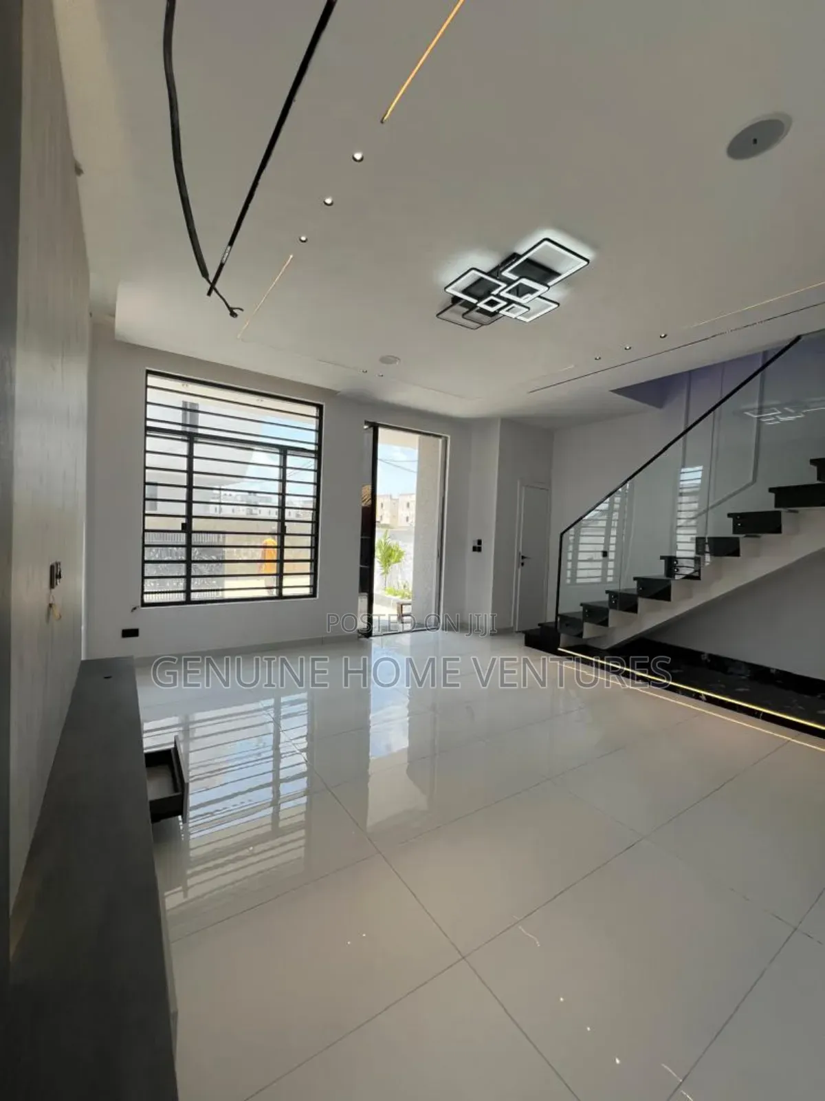 4bdrm Duplex in Ikota for sale in Ikota