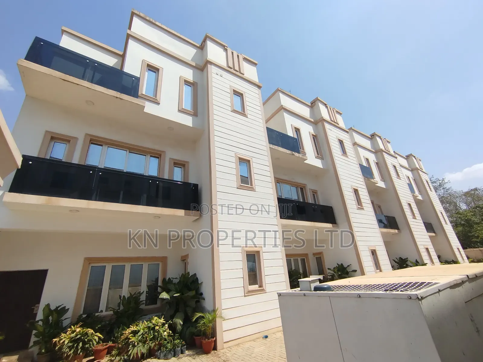 4bdrm Townhouse/Terrace in Gaduwa for sale in Gaduwa