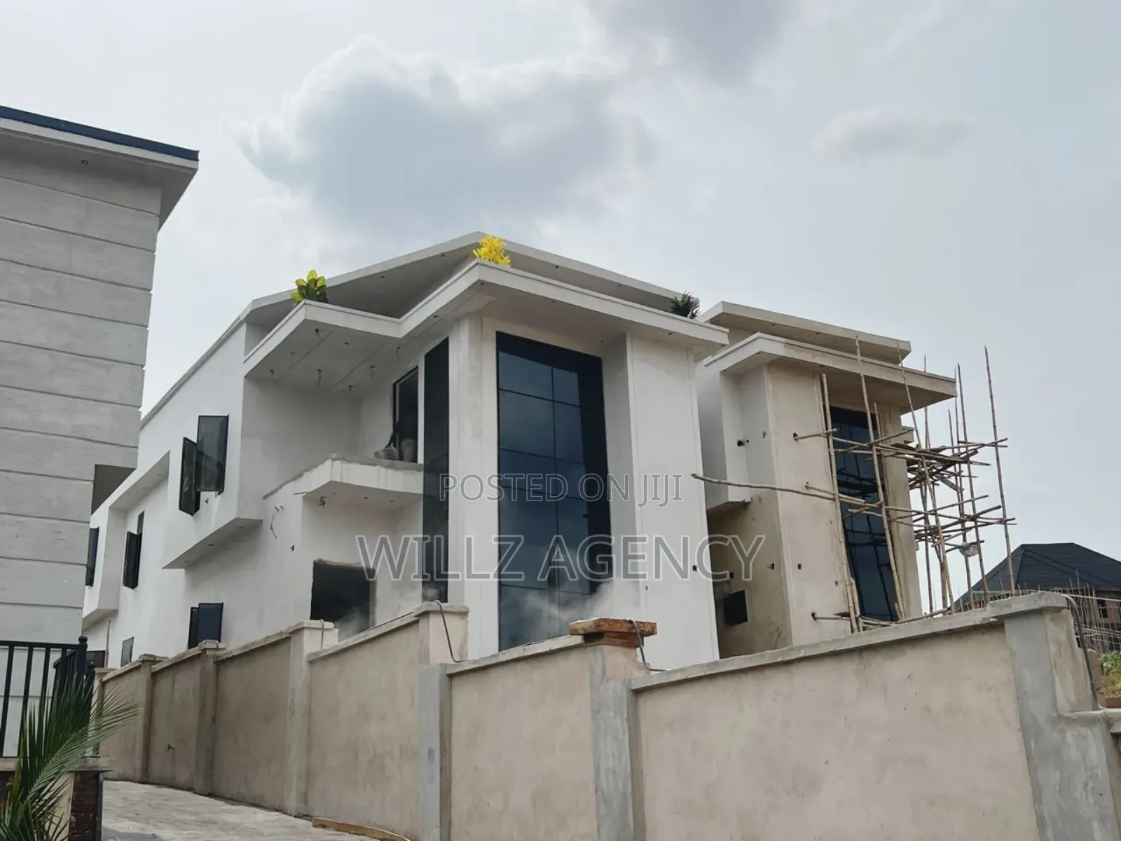 5bdrm Duplex in Legacy, Enugu for sale in Enugu