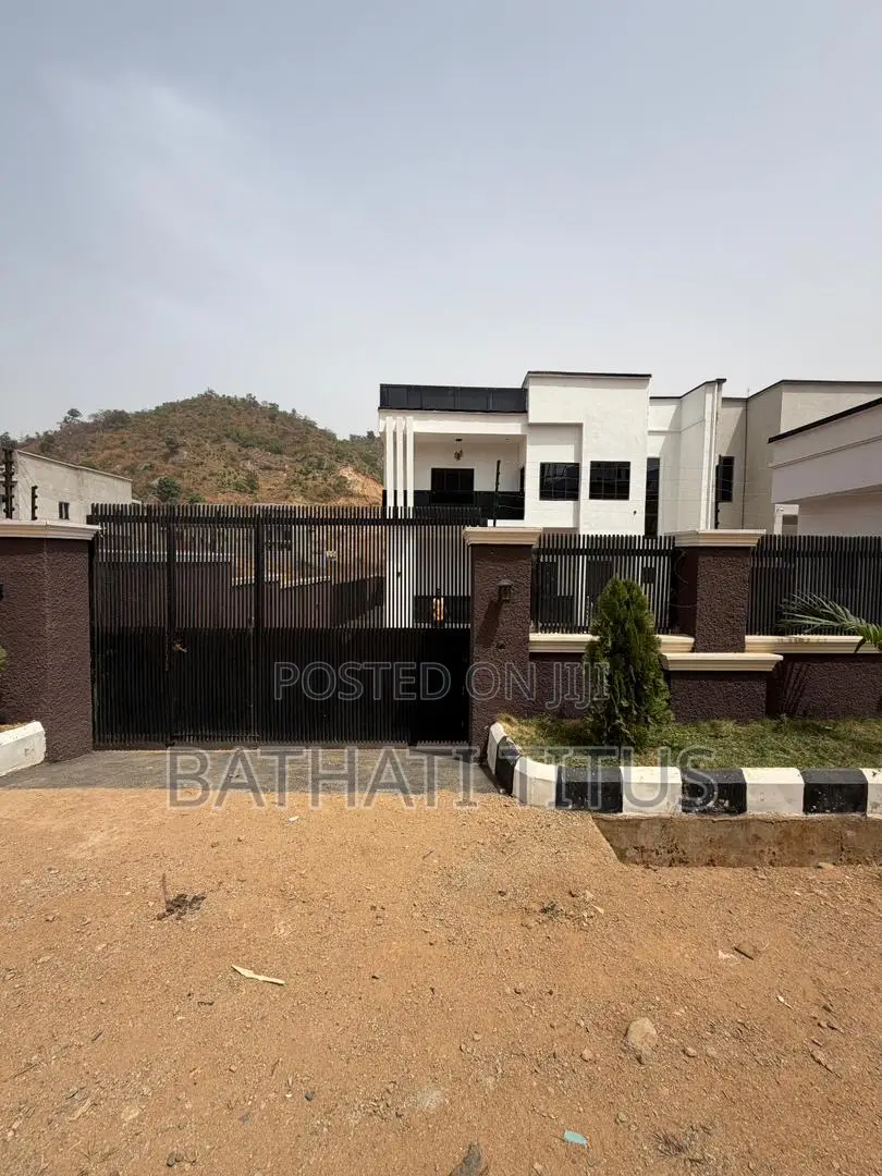 4bdrm Duplex in Katampe Extension for sale in Katampe Extension