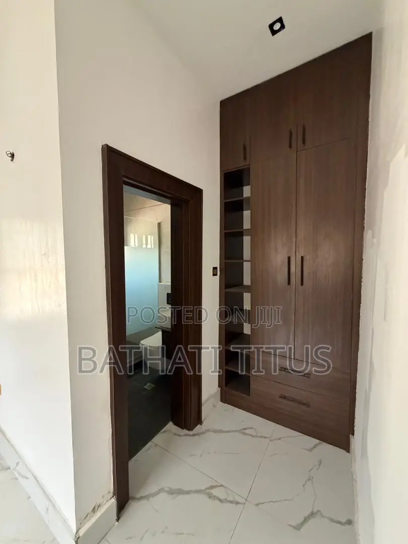 4bdrm Duplex in Katampe Extension for sale in Katampe Extension