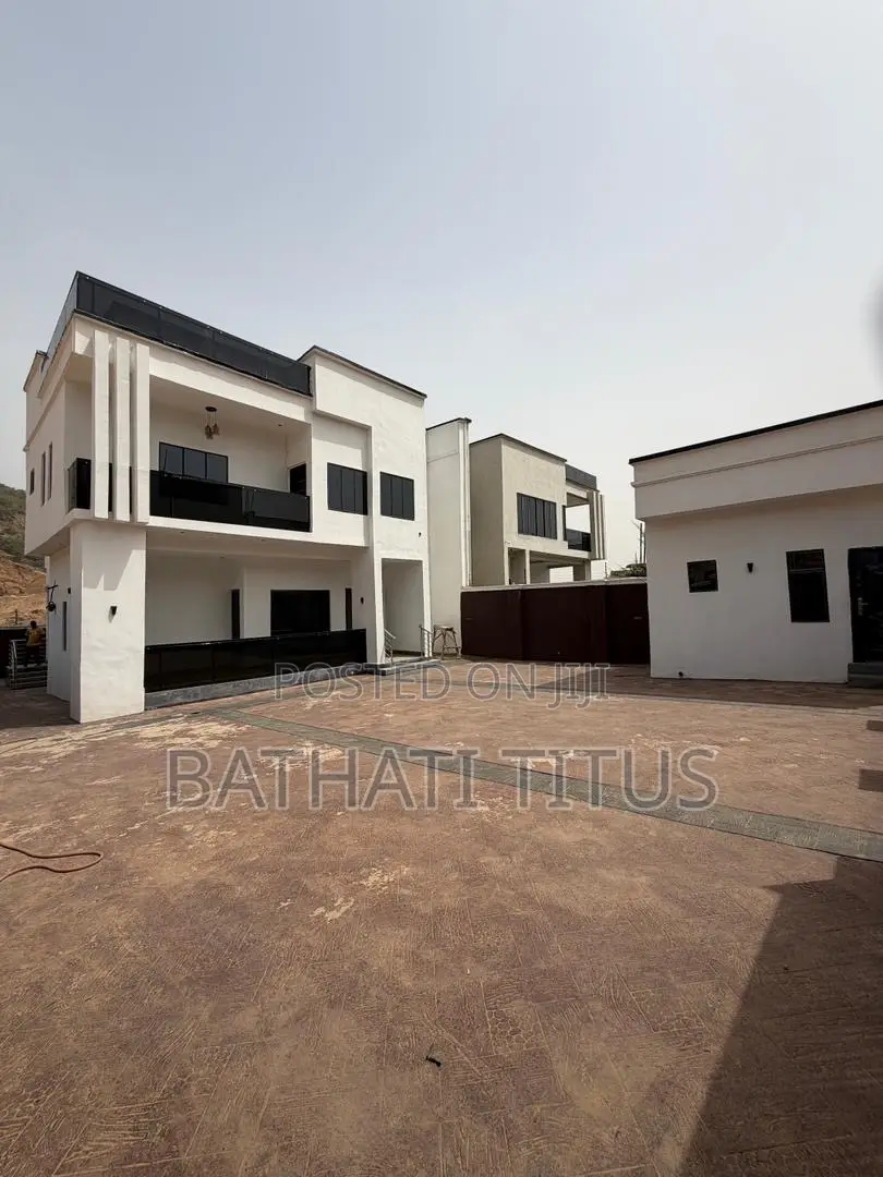 4bdrm Duplex in Katampe Extension for sale in Katampe Extension