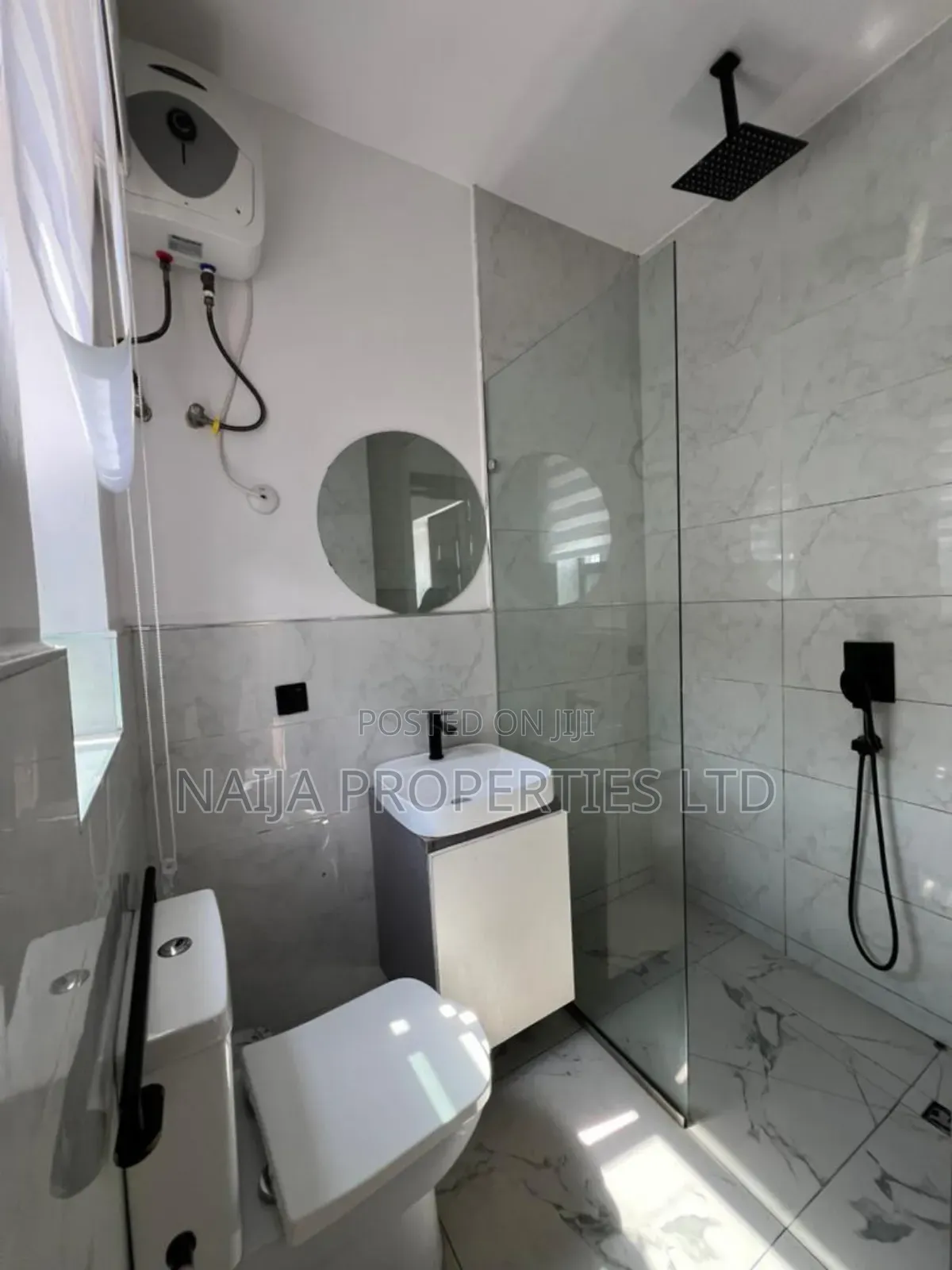 2bdrm Maisonette in Off Freedom Way, Lekki Phase 1 for rent in Lekki Phase 1