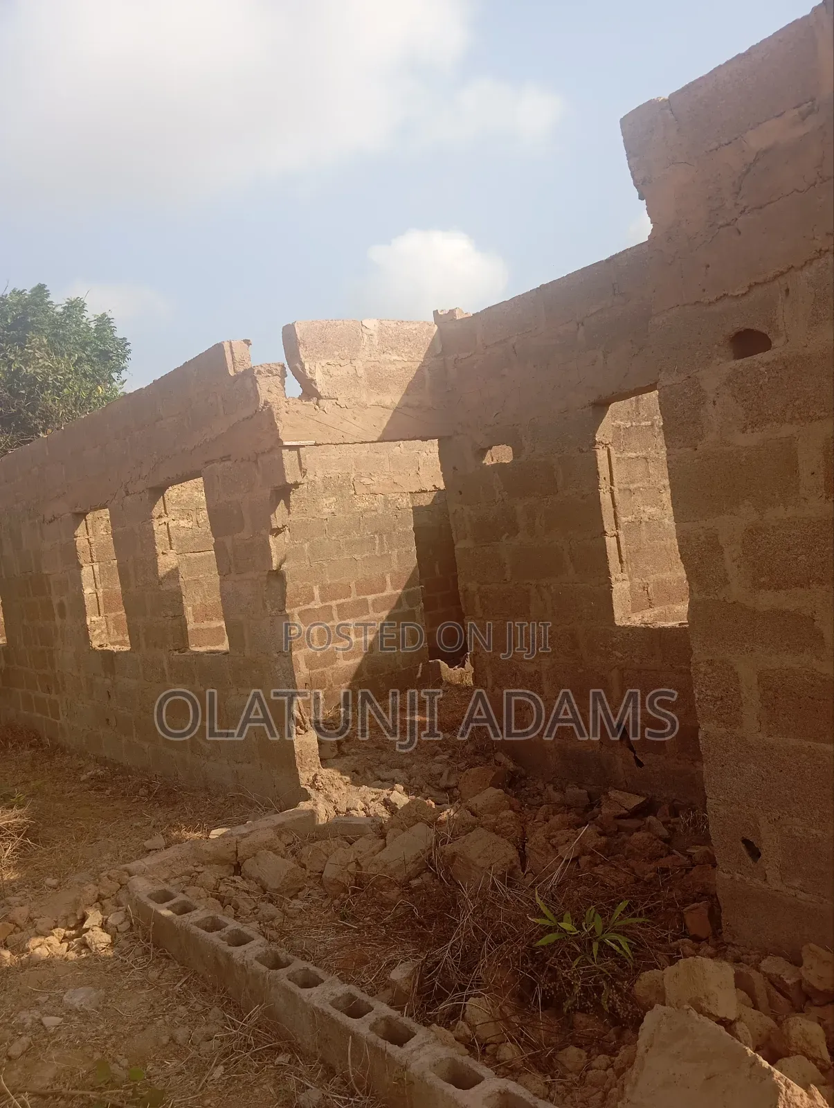 3bdrm Bungalow in Akogun, Osogbo for sale in Osogbo