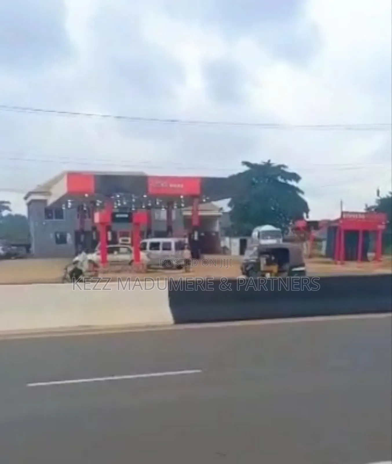 For Sale : Functional Filling Station in Owerri, Imo State in Owerri