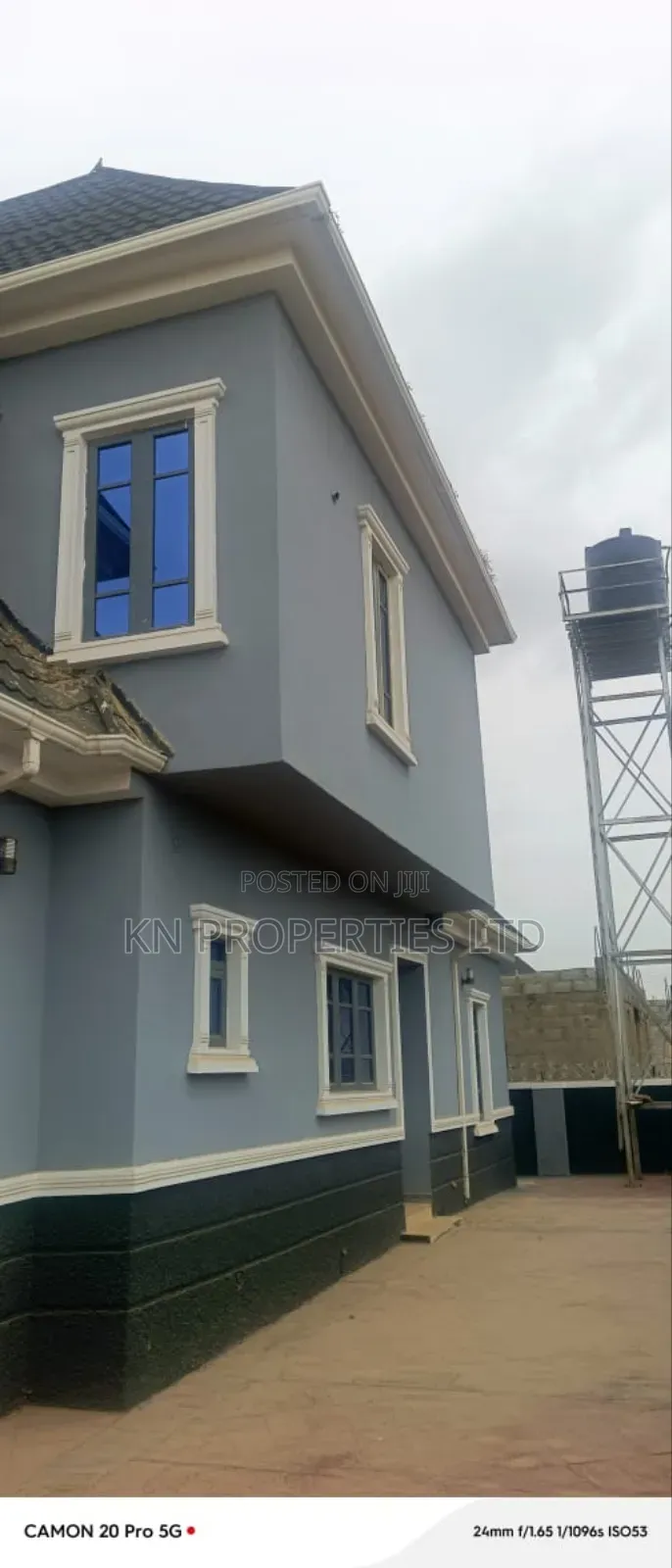 5bdrm Duplex in Estate Environment, Pyakasa for rent in Pyakasa
