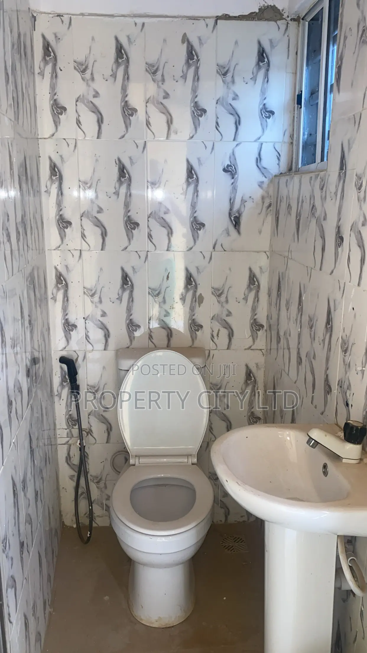 1bdrm Bungalow in Treasure Line, Ijede / Ikorodu for sale in Ijede / Ikorodu