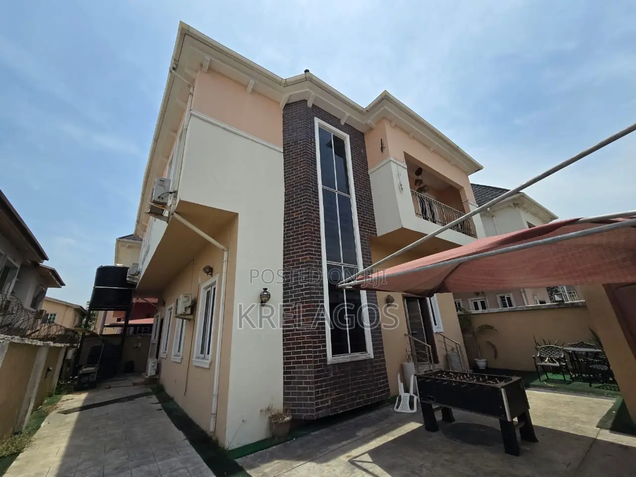 5bdrm Duplex in Agungi for sale in Agungi