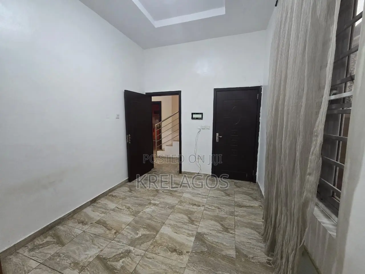 5bdrm Duplex in Agungi for sale in Agungi