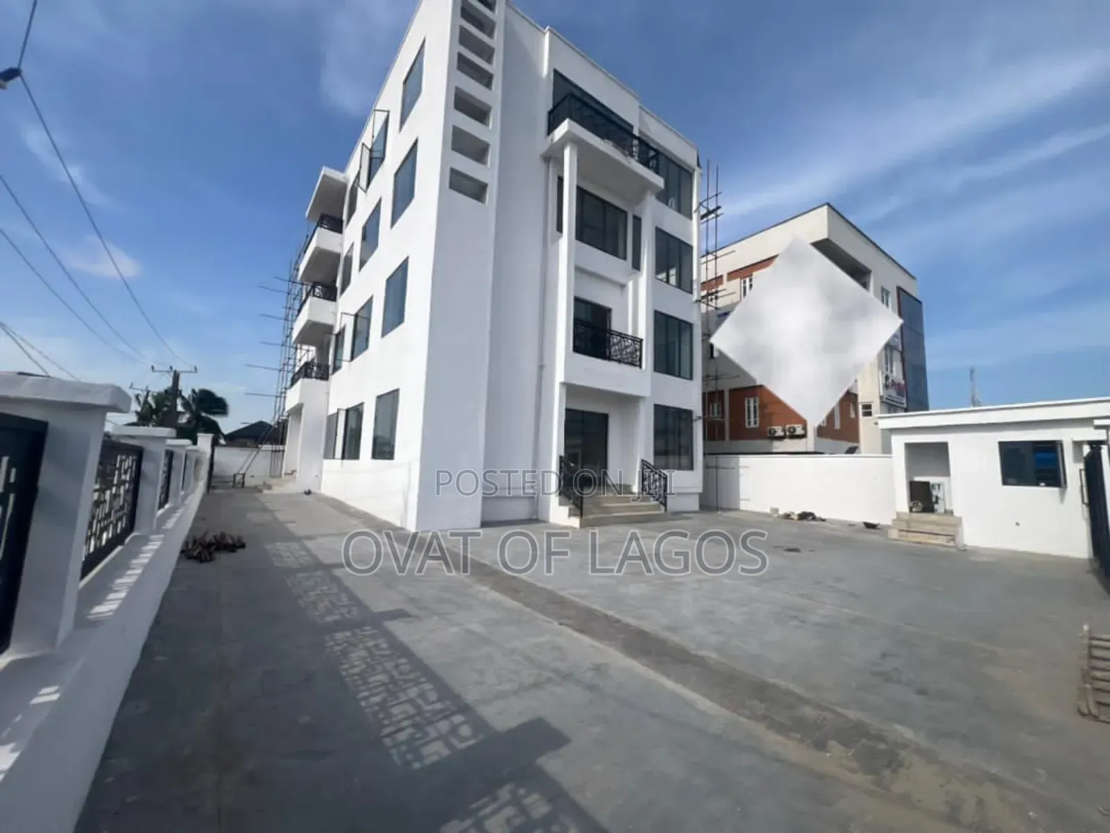 Office Space/Shop Space in Lekki Expressway