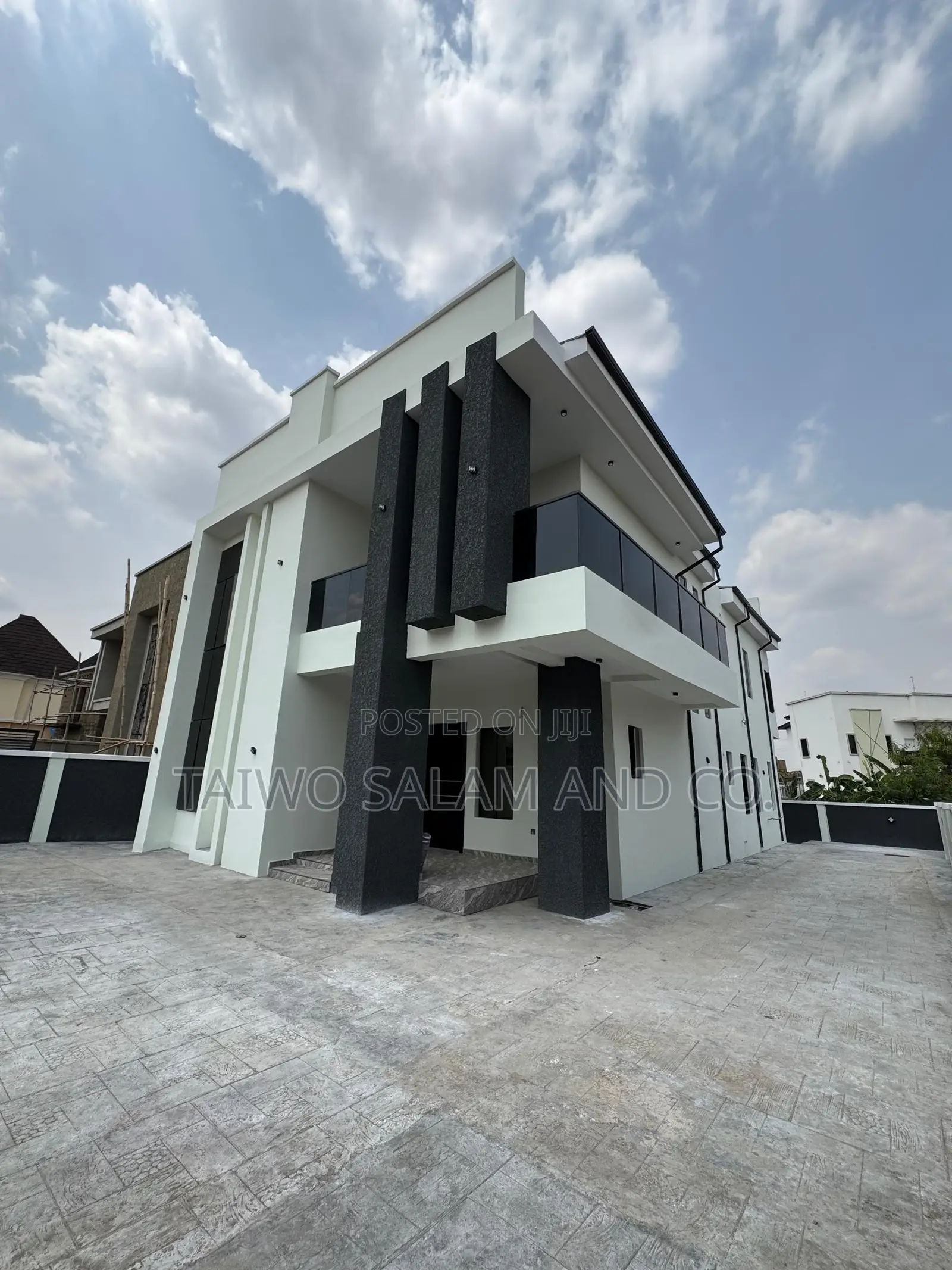 5bdrm Duplex in Calton Gate Estate, Akobo for sale in Akobo