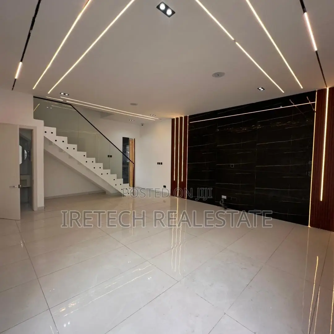 4bdrm Duplex in Orchid Lekki Lagos for sale in Lekki Phase 2