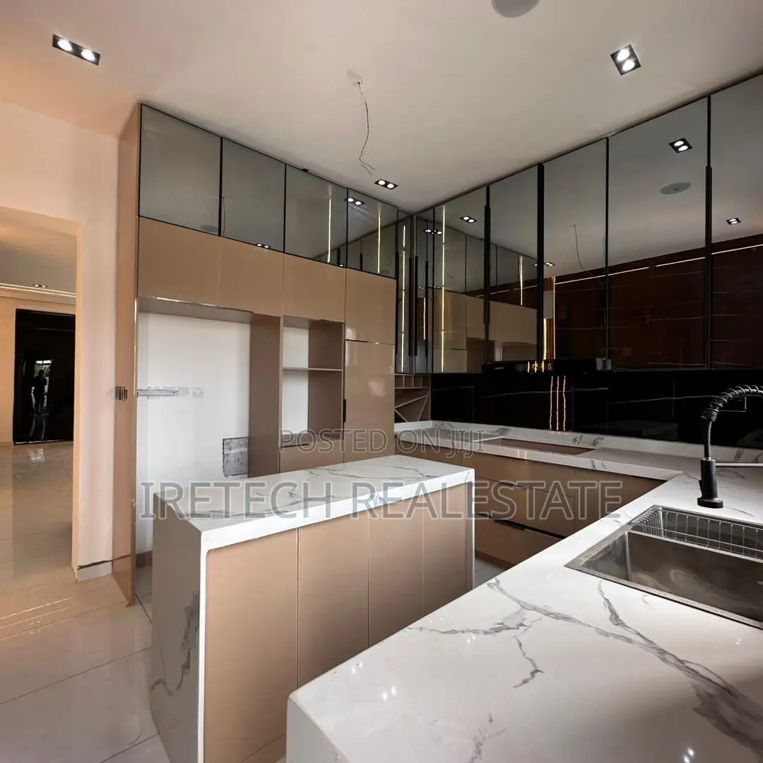 4bdrm Duplex in Orchid Lekki Lagos for sale in Lekki Phase 2