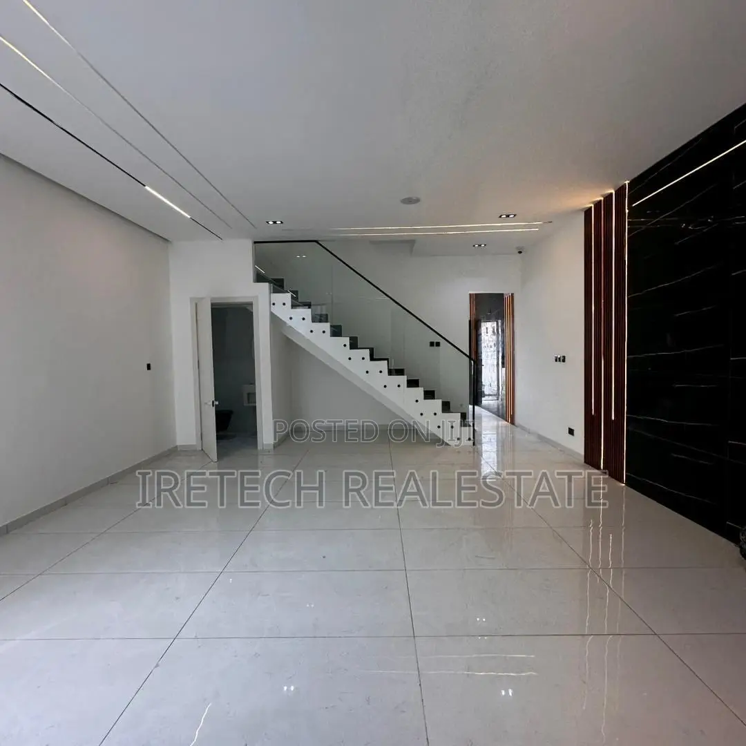4bdrm Duplex in Orchid Lekki Lagos for sale in Lekki Phase 2