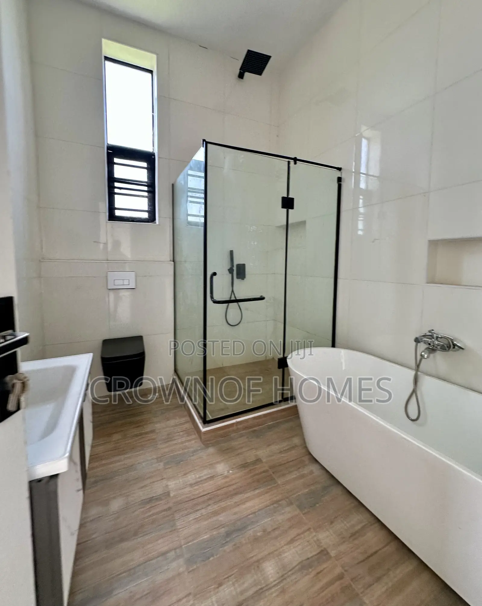 4bdrm Duplex in Sangotedo for sale in Sangotedo
