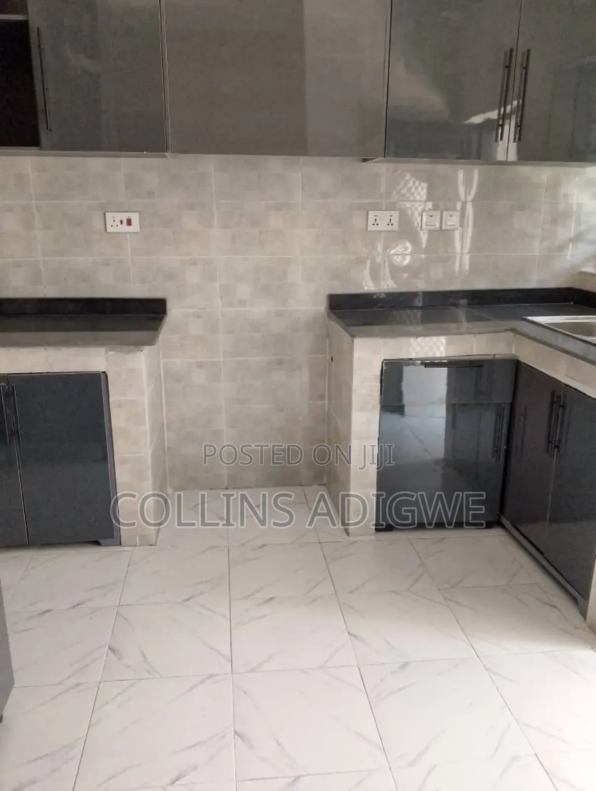 2bdrm Apartment in Ogombo for rent in Ogombo