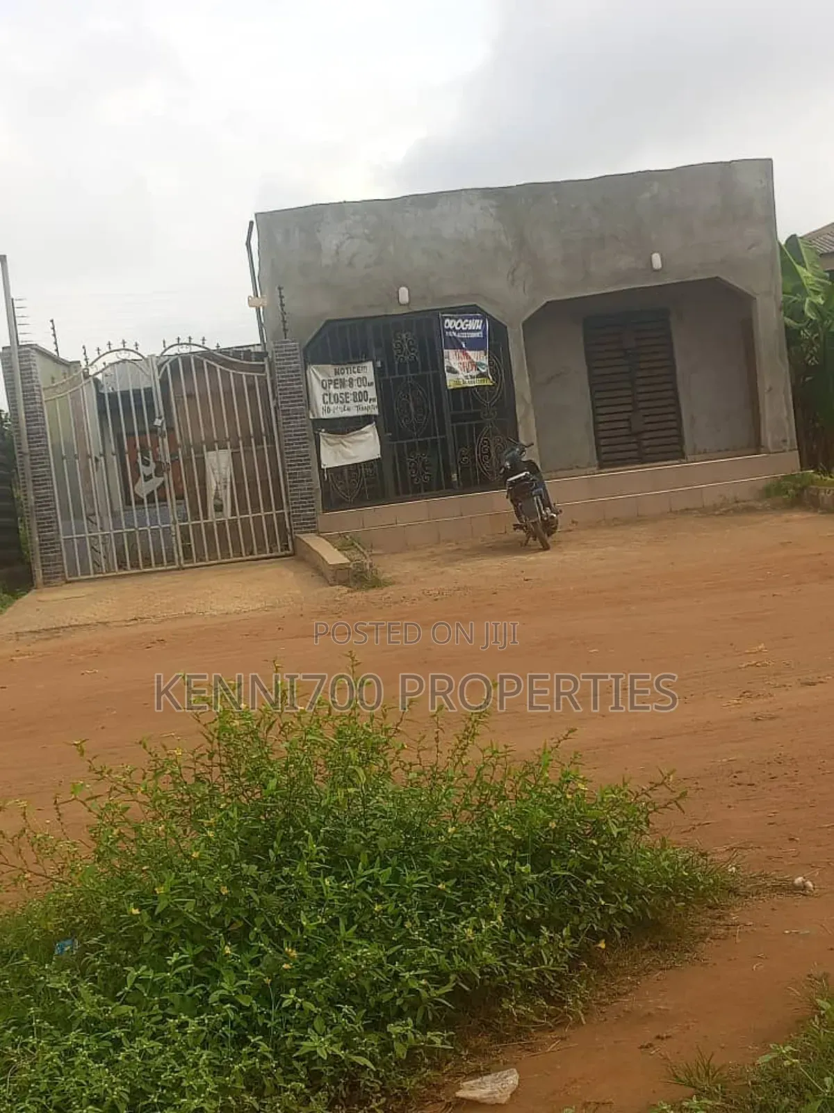 Bar and Lounge for Sale at Oko Afor in Oko Afo