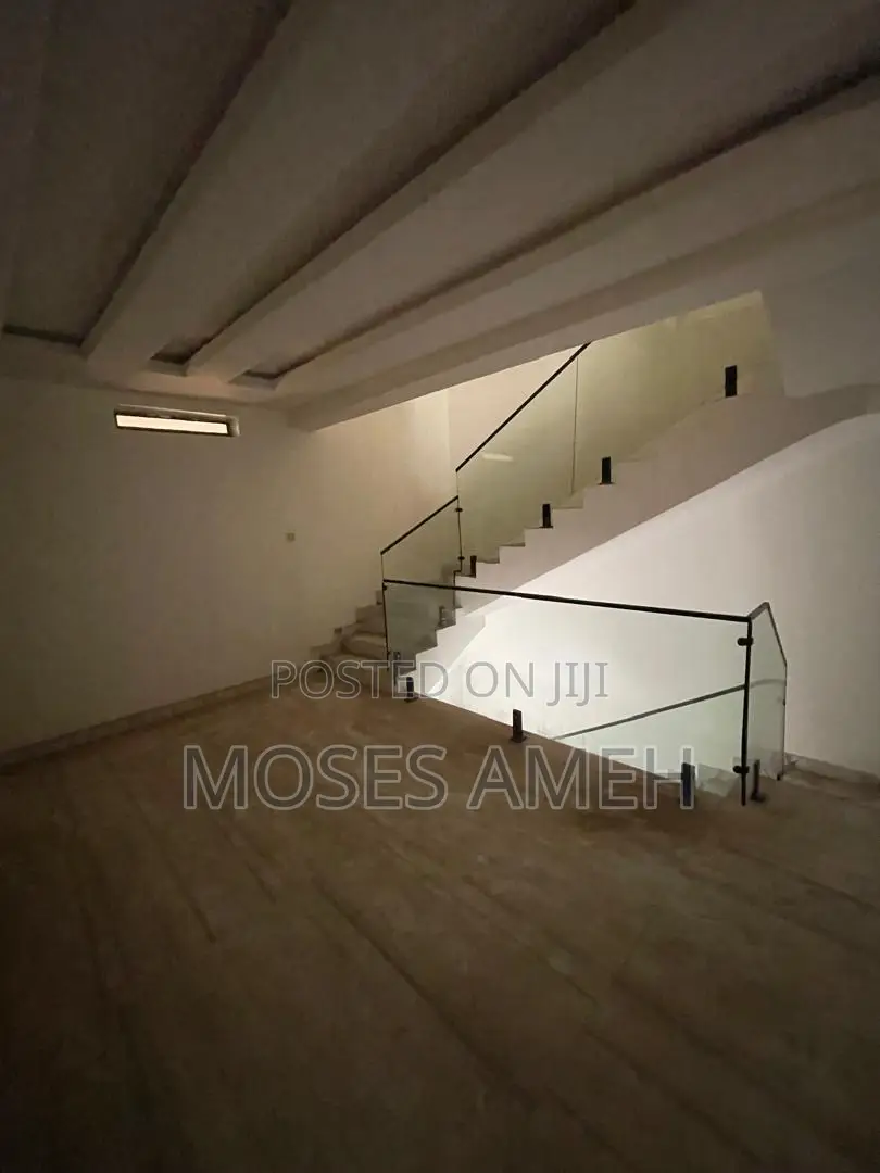 4bdrm Townhouse / Terrace in Wuye for rent in Wuye