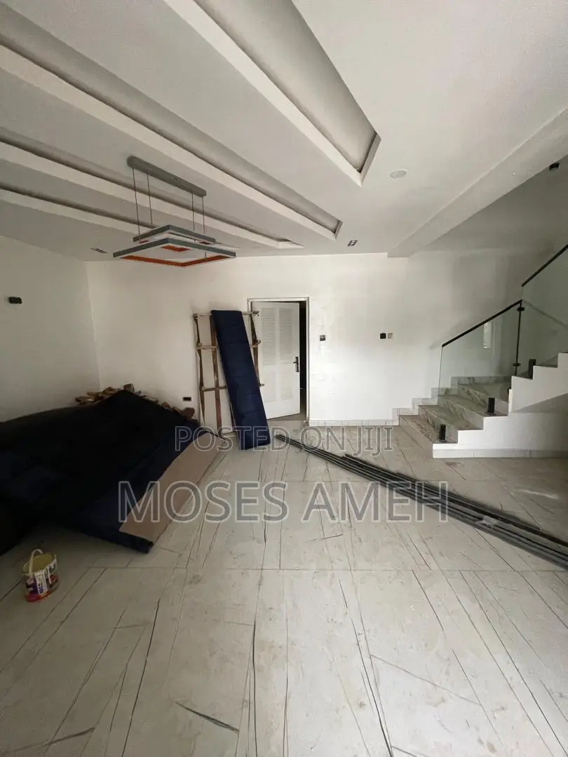4bdrm Townhouse / Terrace in Wuye for rent in Wuye