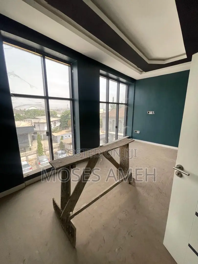 4bdrm Townhouse / Terrace in Wuye for rent in Wuye
