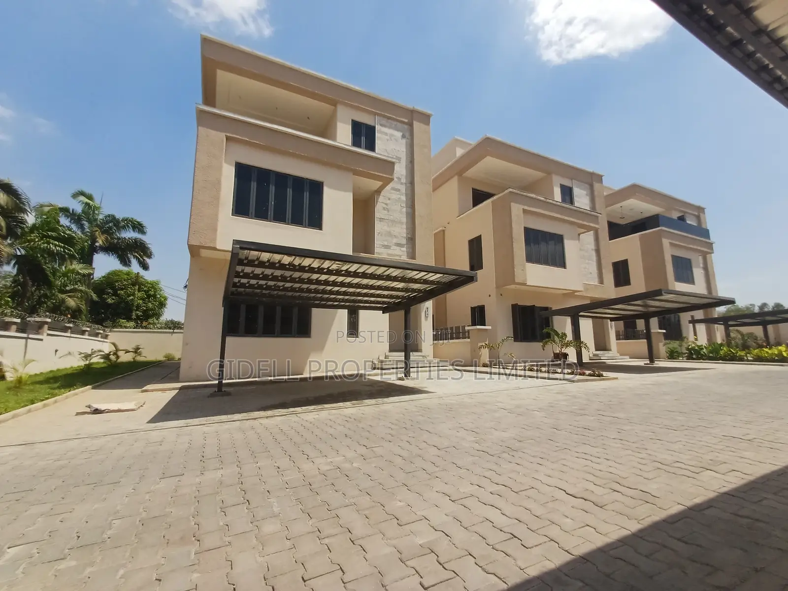 5bdrm Duplex in Zone 7 / Wuse for sale in Zone 7 / Wuse