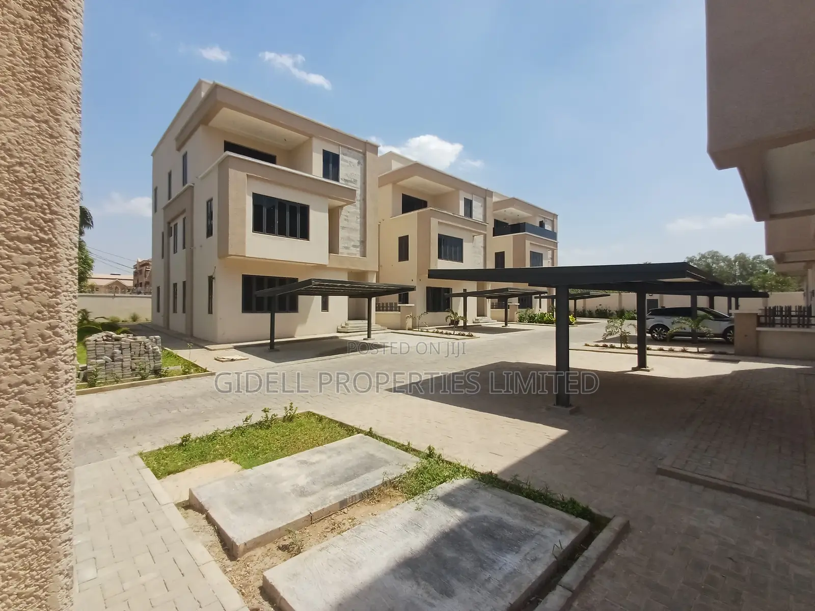 5bdrm Duplex in Zone 7 / Wuse for sale in Zone 7 / Wuse