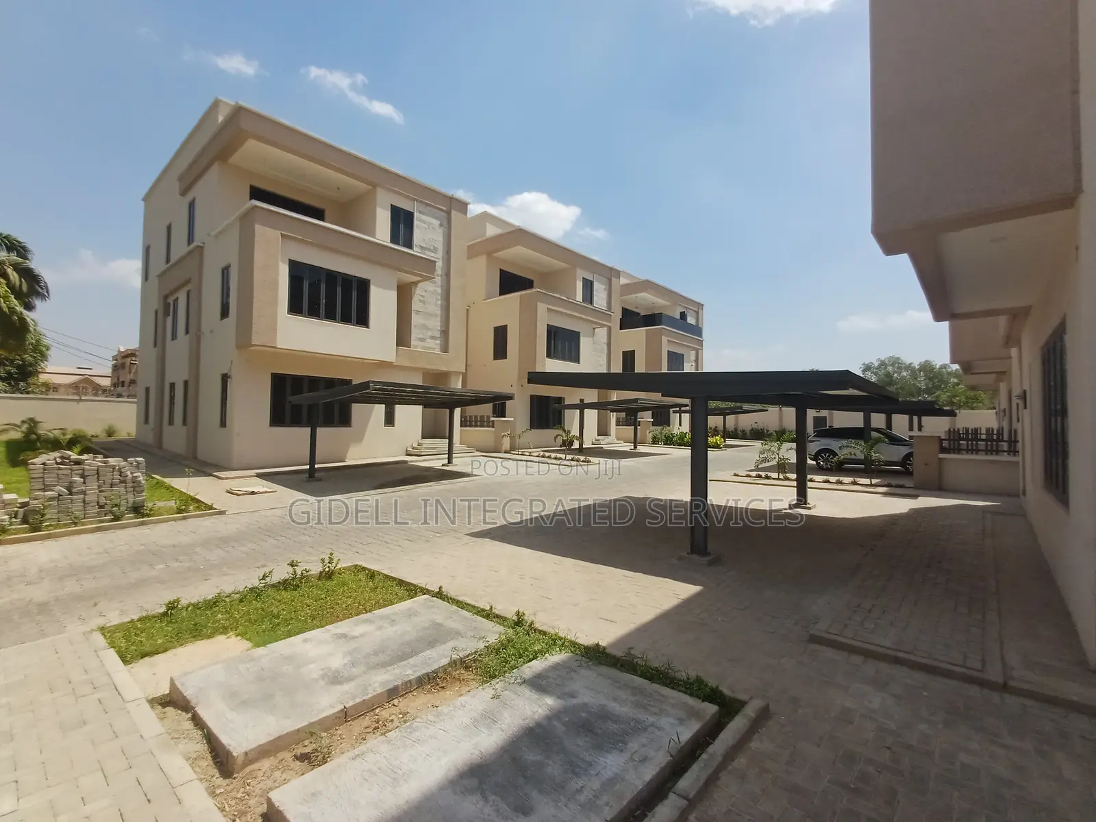5bdrm Duplex in Zone 7 / Wuse for sale in Zone 7 / Wuse