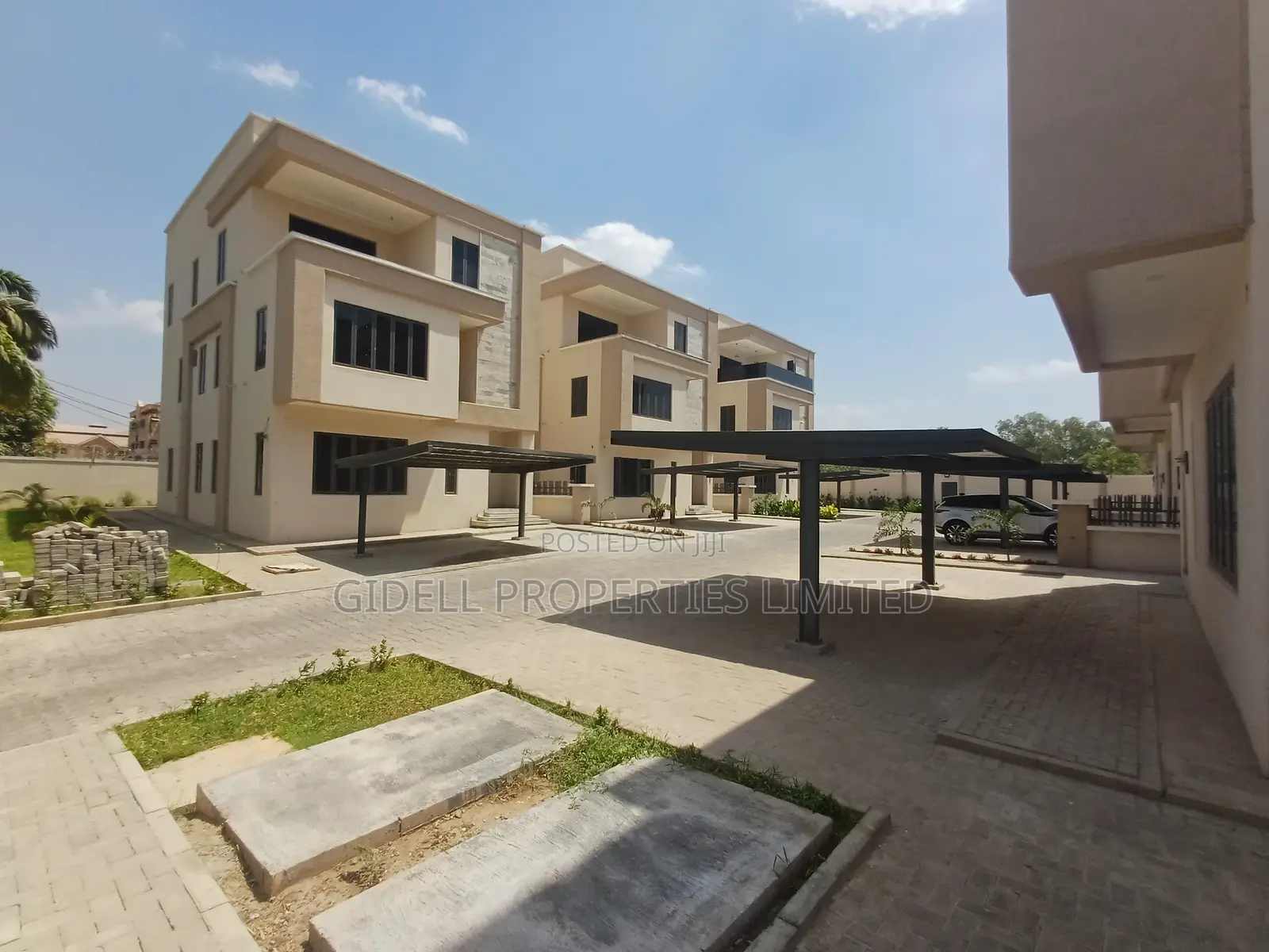 5bdrm Duplex in Zone 7 / Wuse for sale in Zone 7 / Wuse