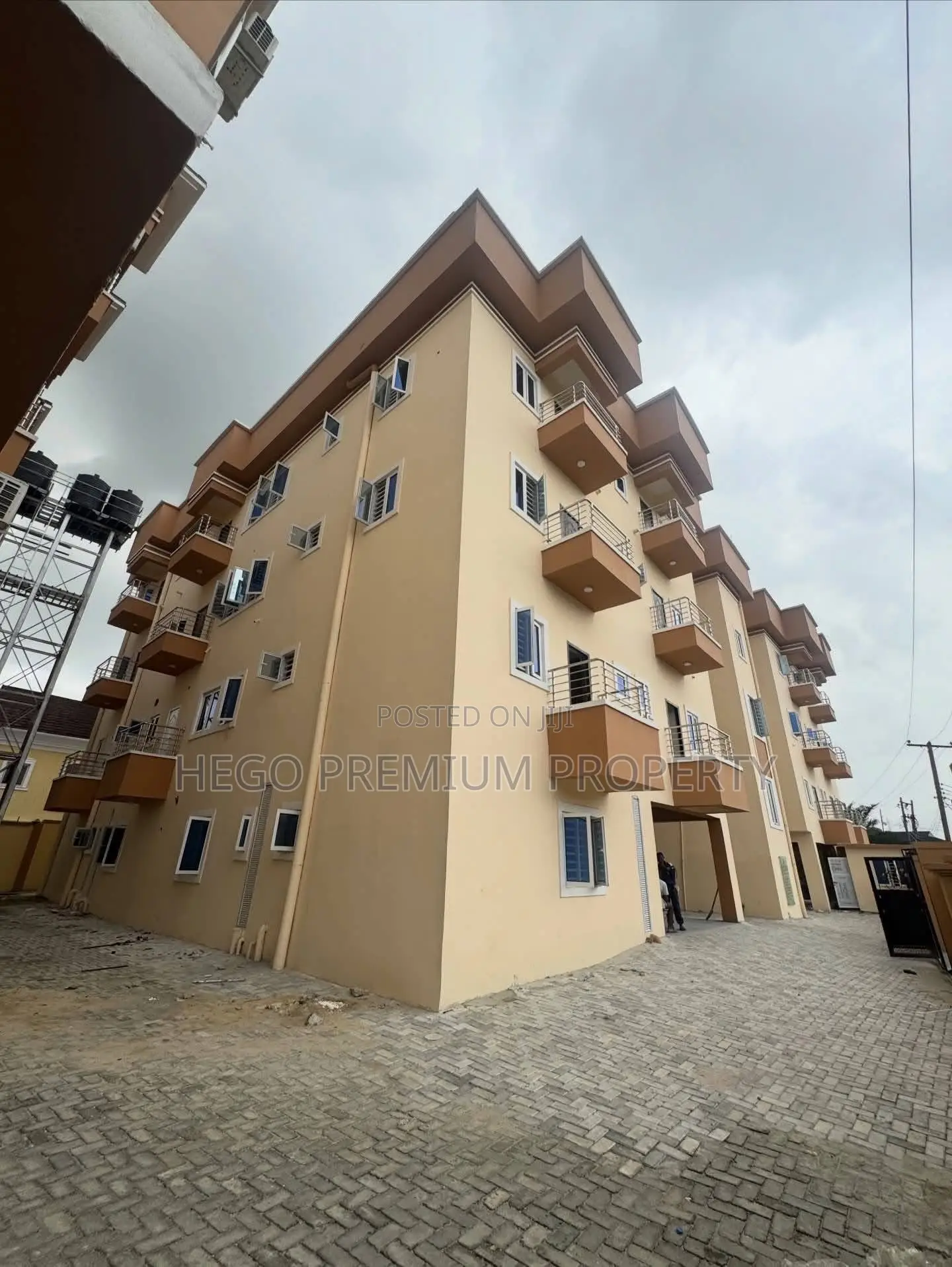 1bdrm Apartment in Old GRA for sale in Old GRA