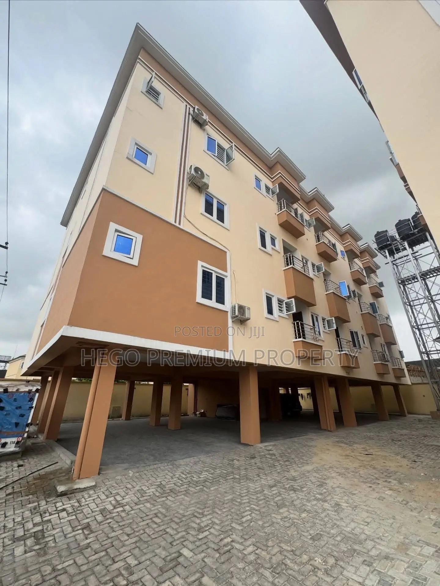 1bdrm Apartment in Old GRA for sale in Old GRA