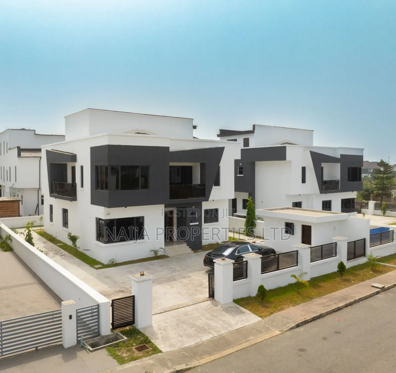 4bdrm Duplex in Royal Garden Estate, Ajiwe for sale in Ajiwe